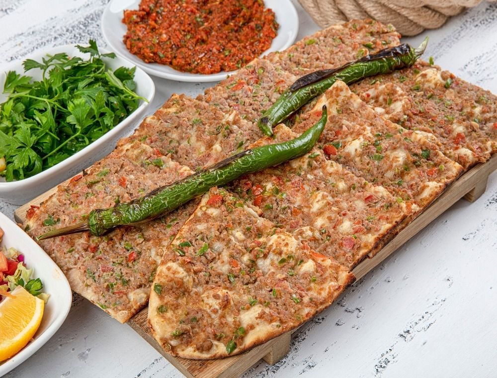 Kıymalı Pide (Kenarsız)