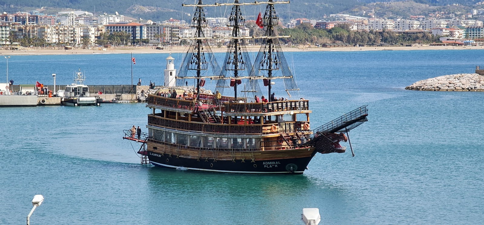 Kaptans Güverte Restaurant & Bar