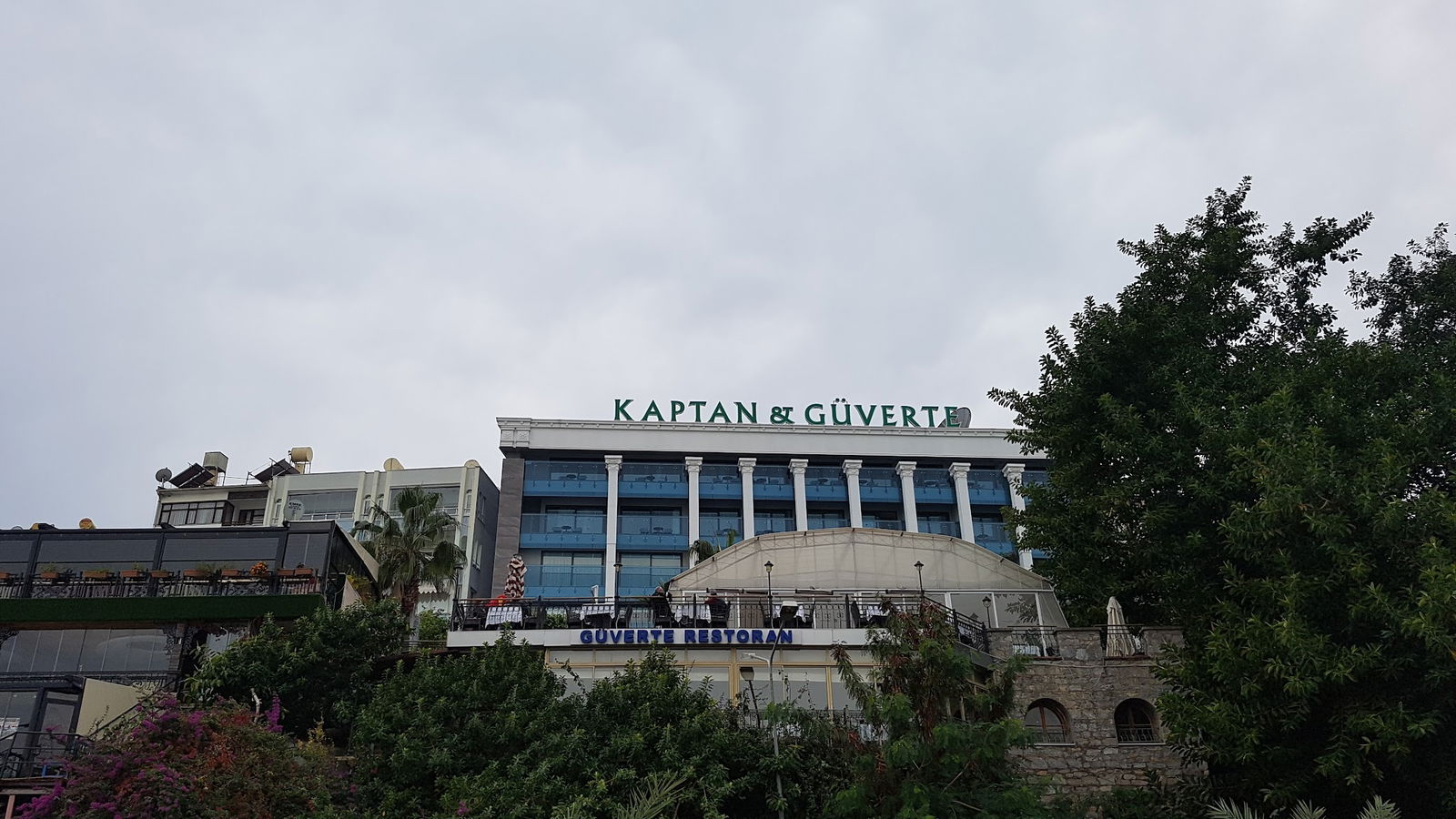 Kaptans Güverte Restaurant & Bar
