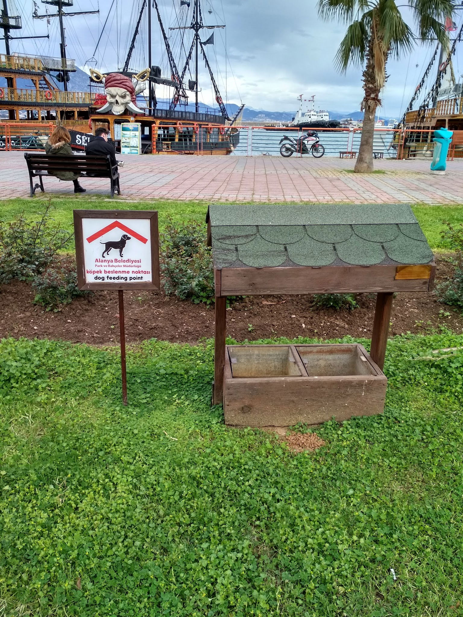 Kaptans Güverte Restaurant & Bar