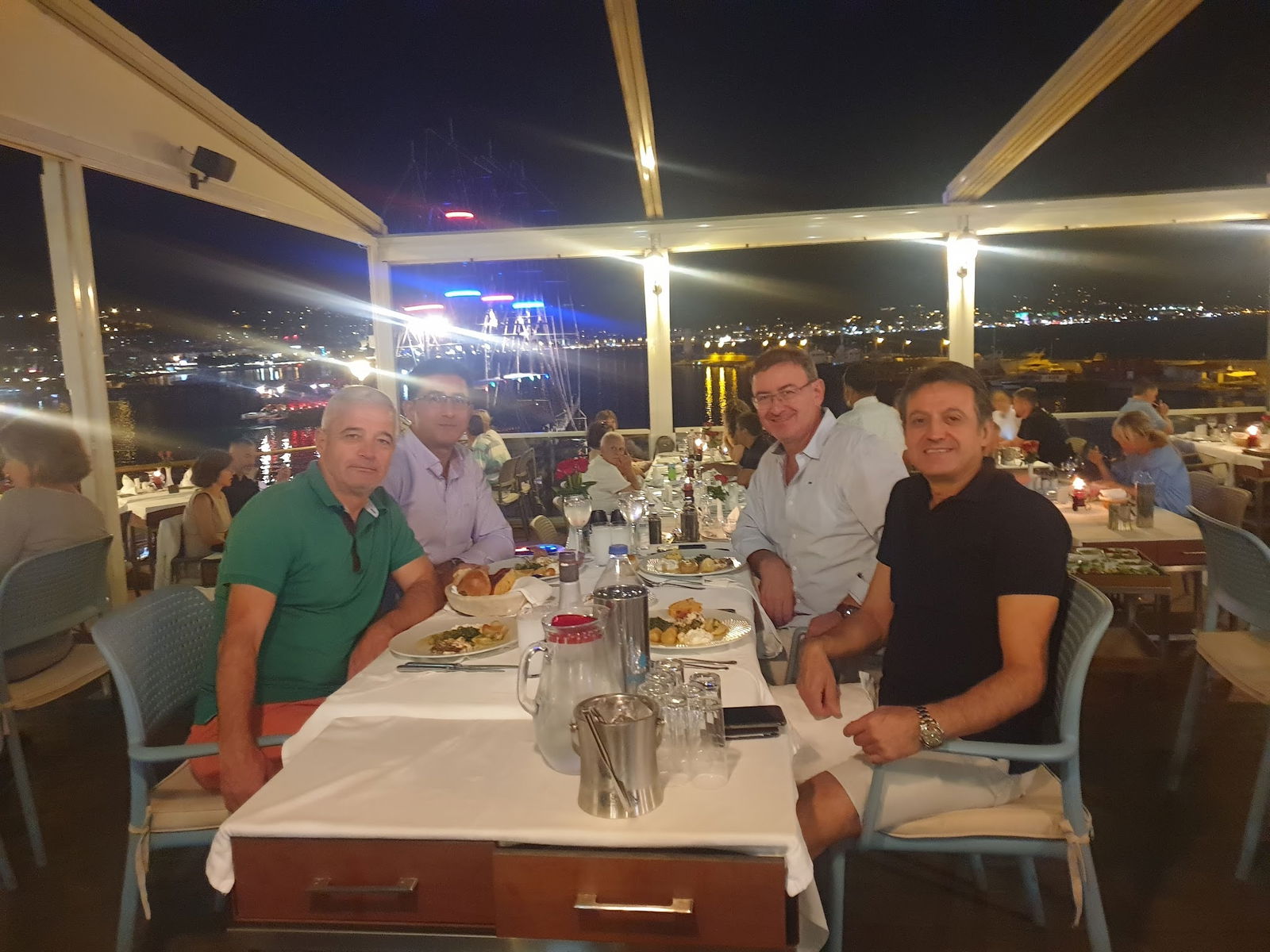 Kaptans Güverte Restaurant & Bar