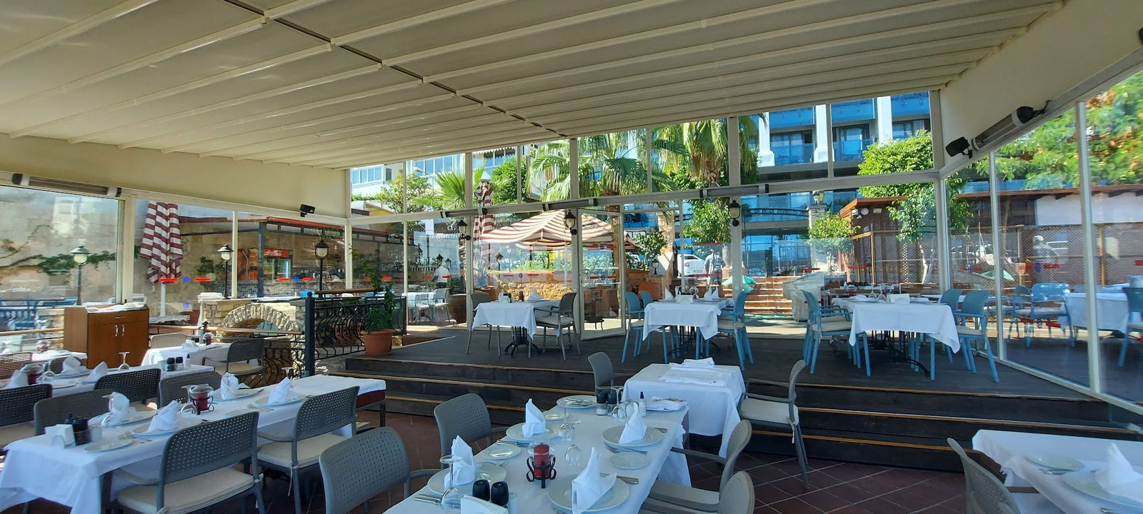 Kaptans Güverte Restaurant & Bar