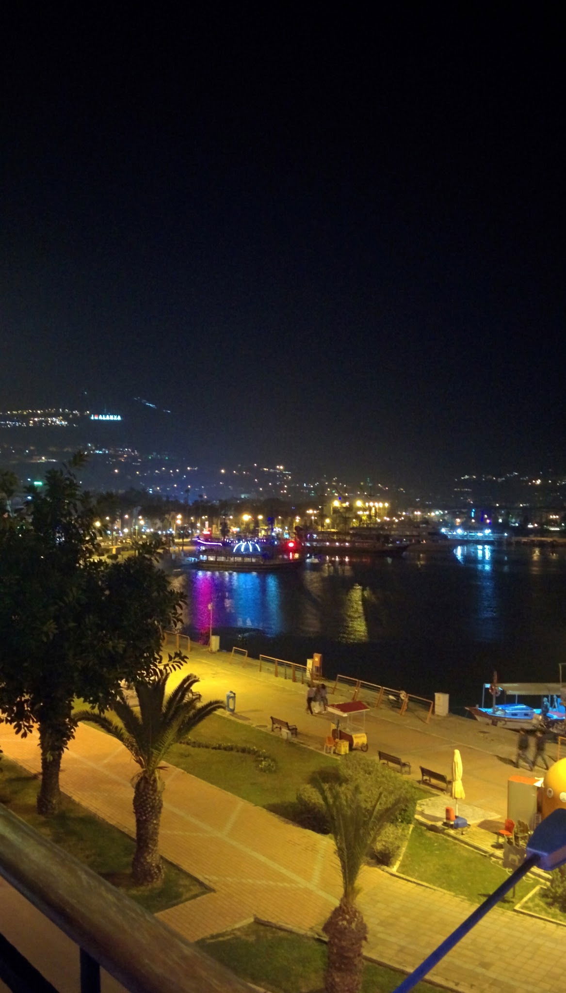 Kaptans Güverte Restaurant & Bar