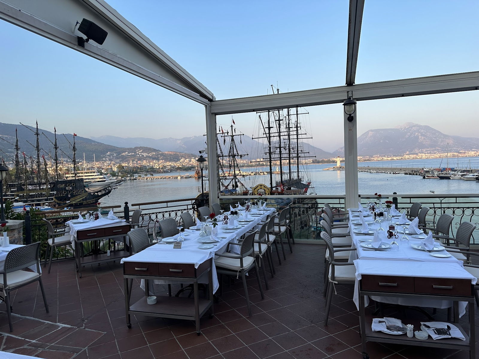 Kaptans Güverte Restaurant & Bar