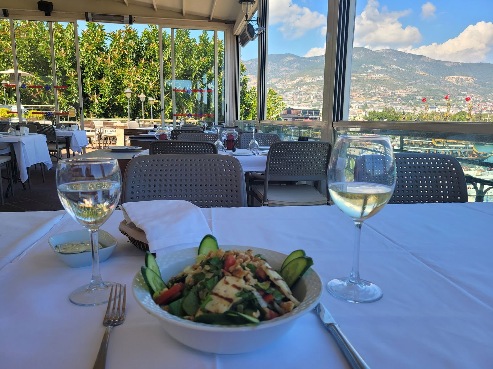 Kaptans Güverte Restaurant & Bar