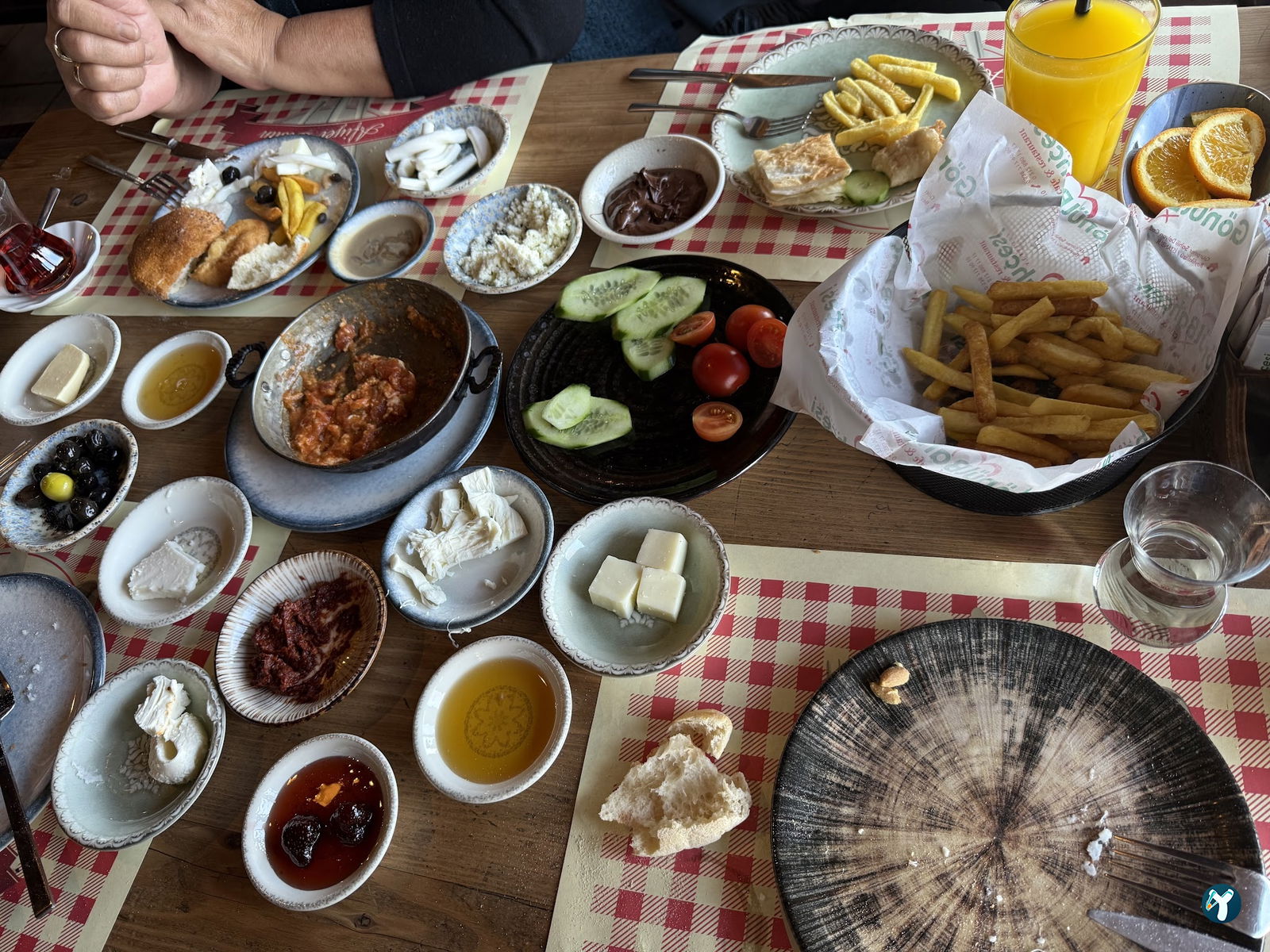 Gönül Bahçesi Cafe & Restaurant