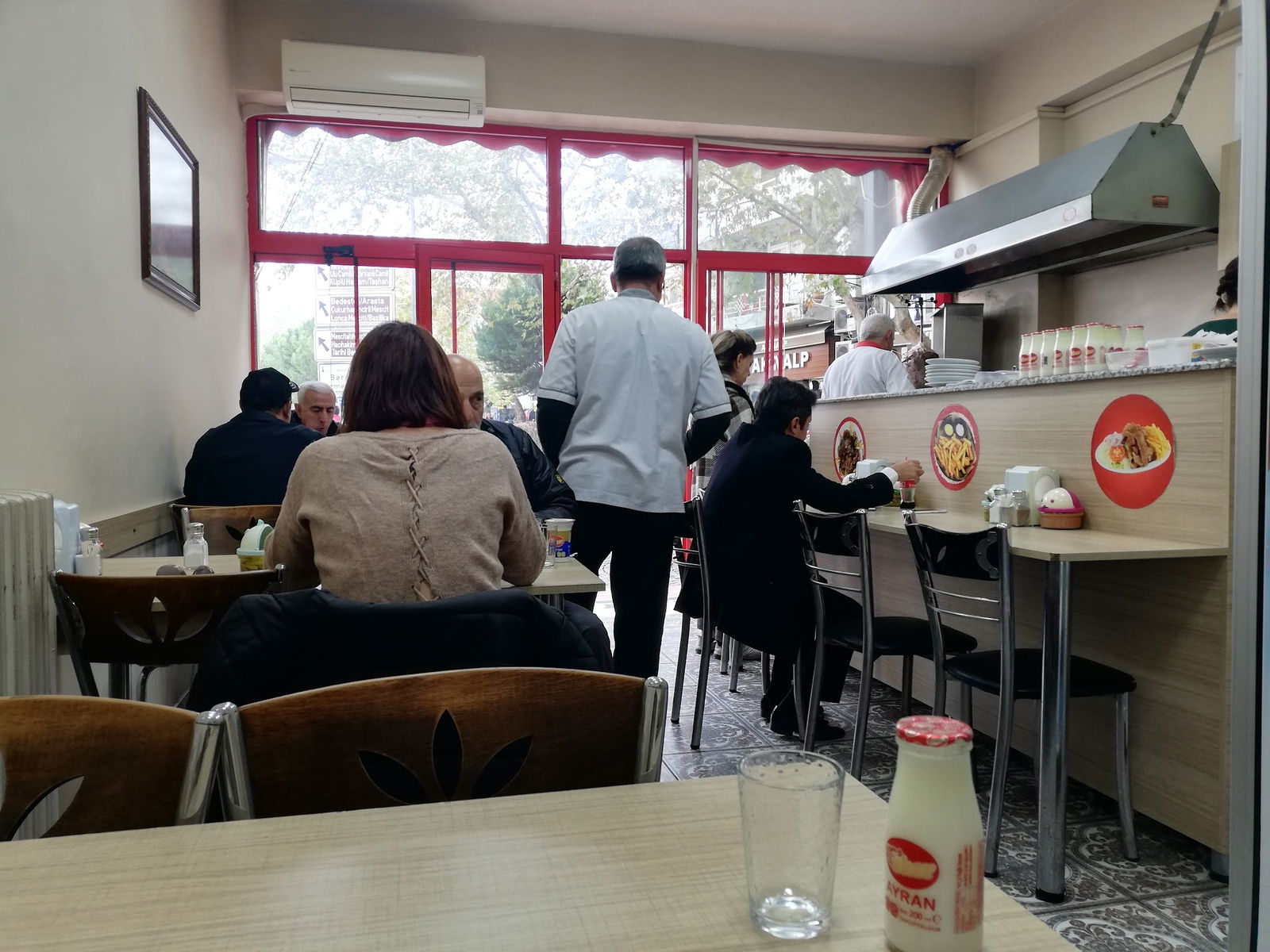 Uğur Çorba Ve Kebap Salonu