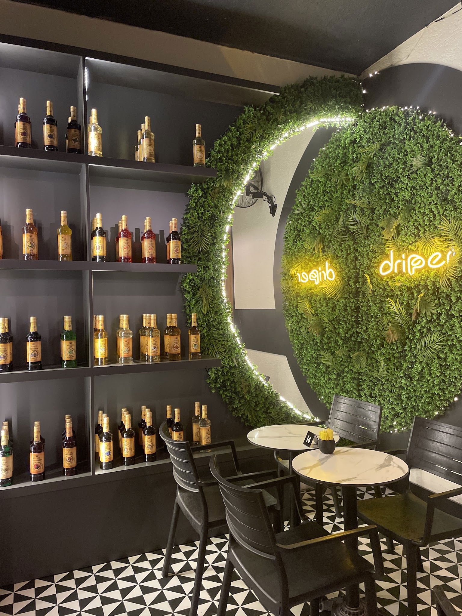 Dripper Coffee House