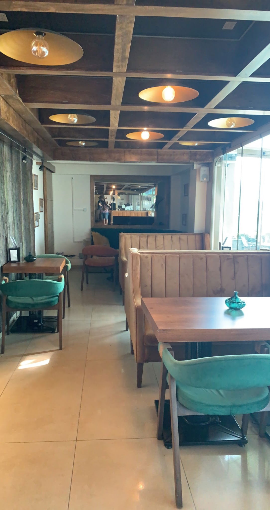 Beyruti Resto & Cafe