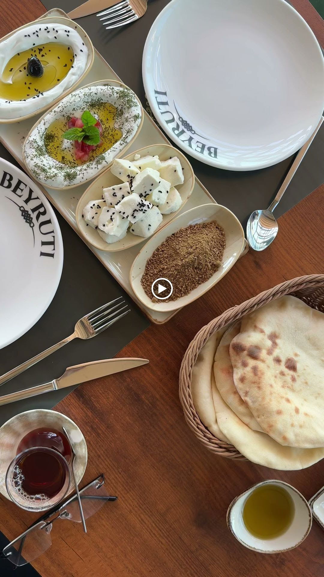 Beyruti Resto & Cafe