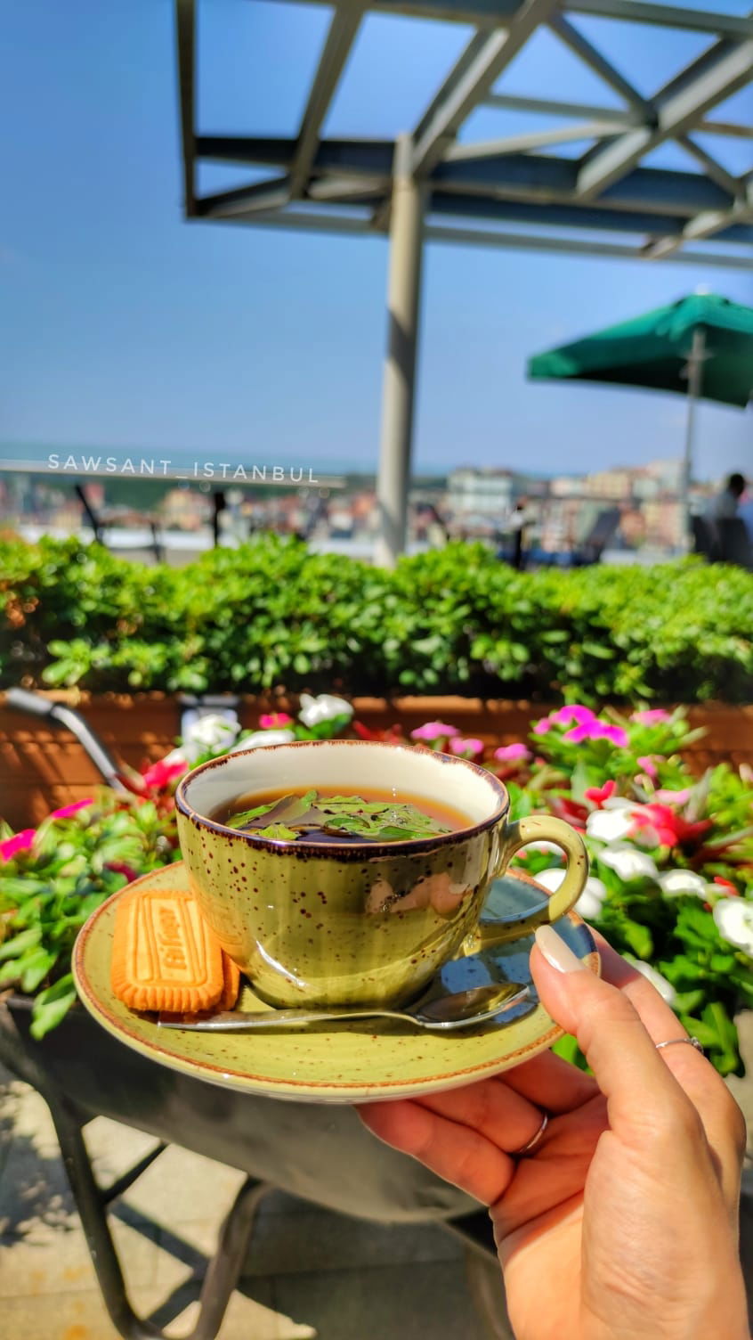 Beyruti Resto & Cafe