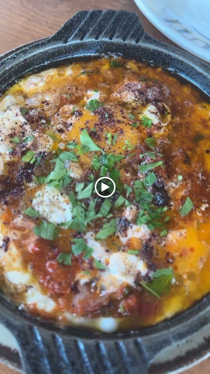 Beyruti Resto & Cafe