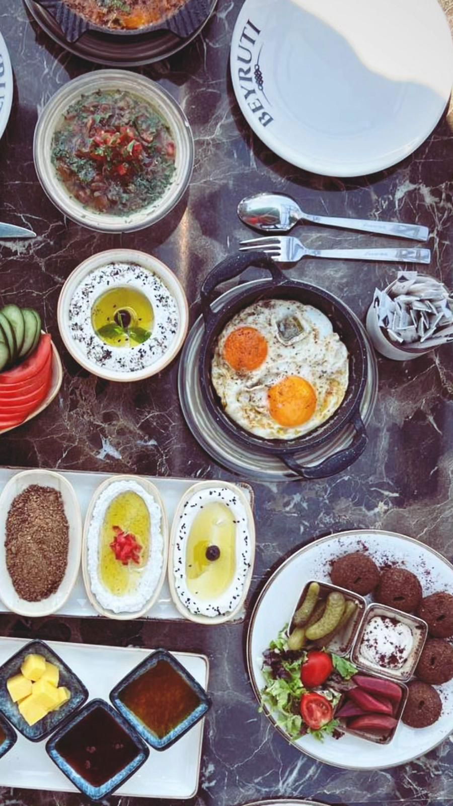 Beyruti Resto & Cafe