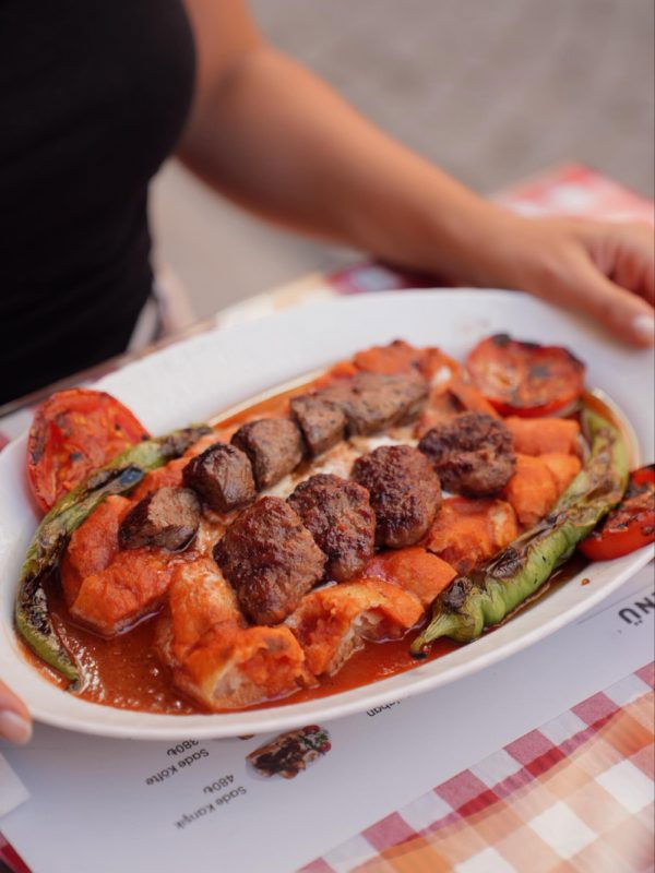 Abdüsselam Balaban Kebap Salonu