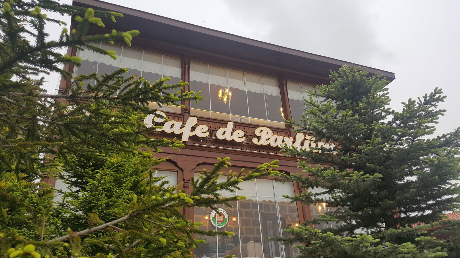 Cafe De Parfüm