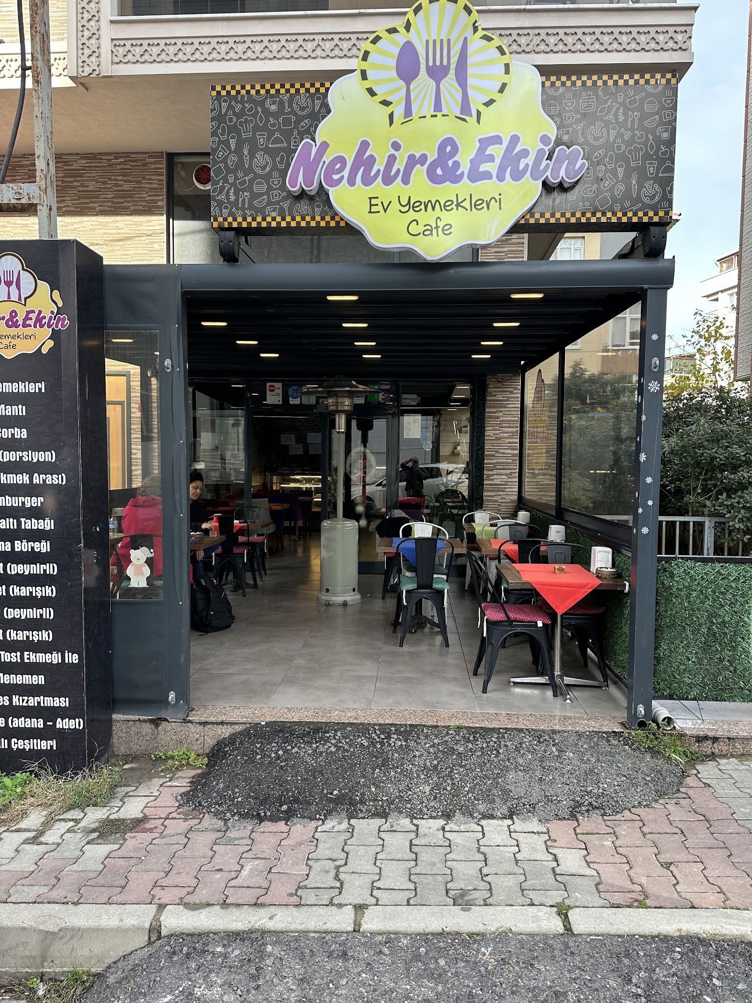 Nehir & Ekin Cafe - Ev Yemekleri