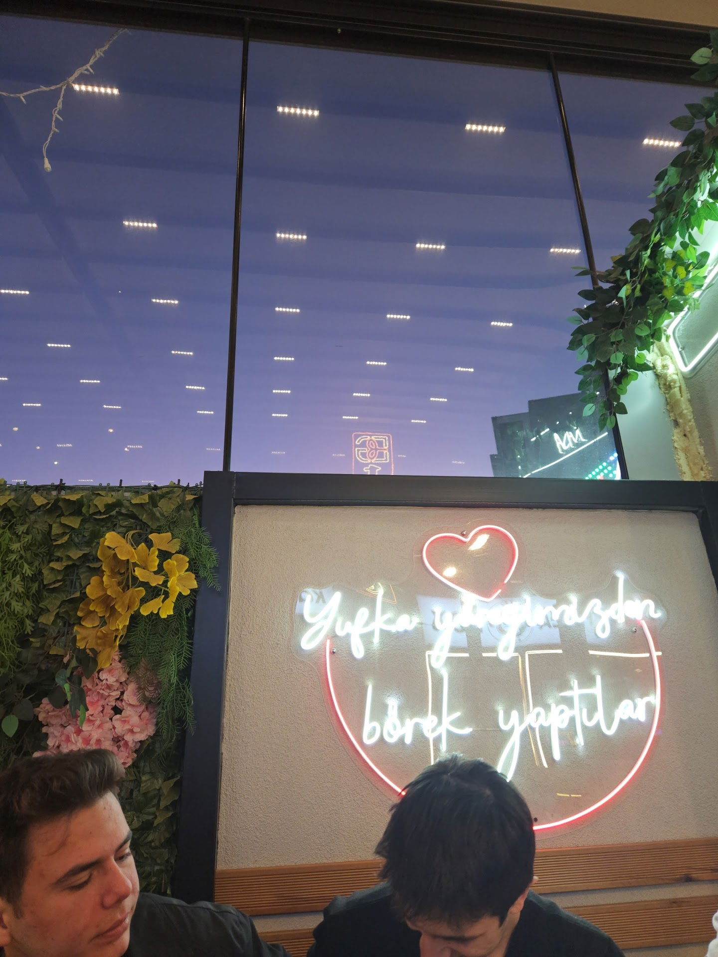 Black Garden Street Food