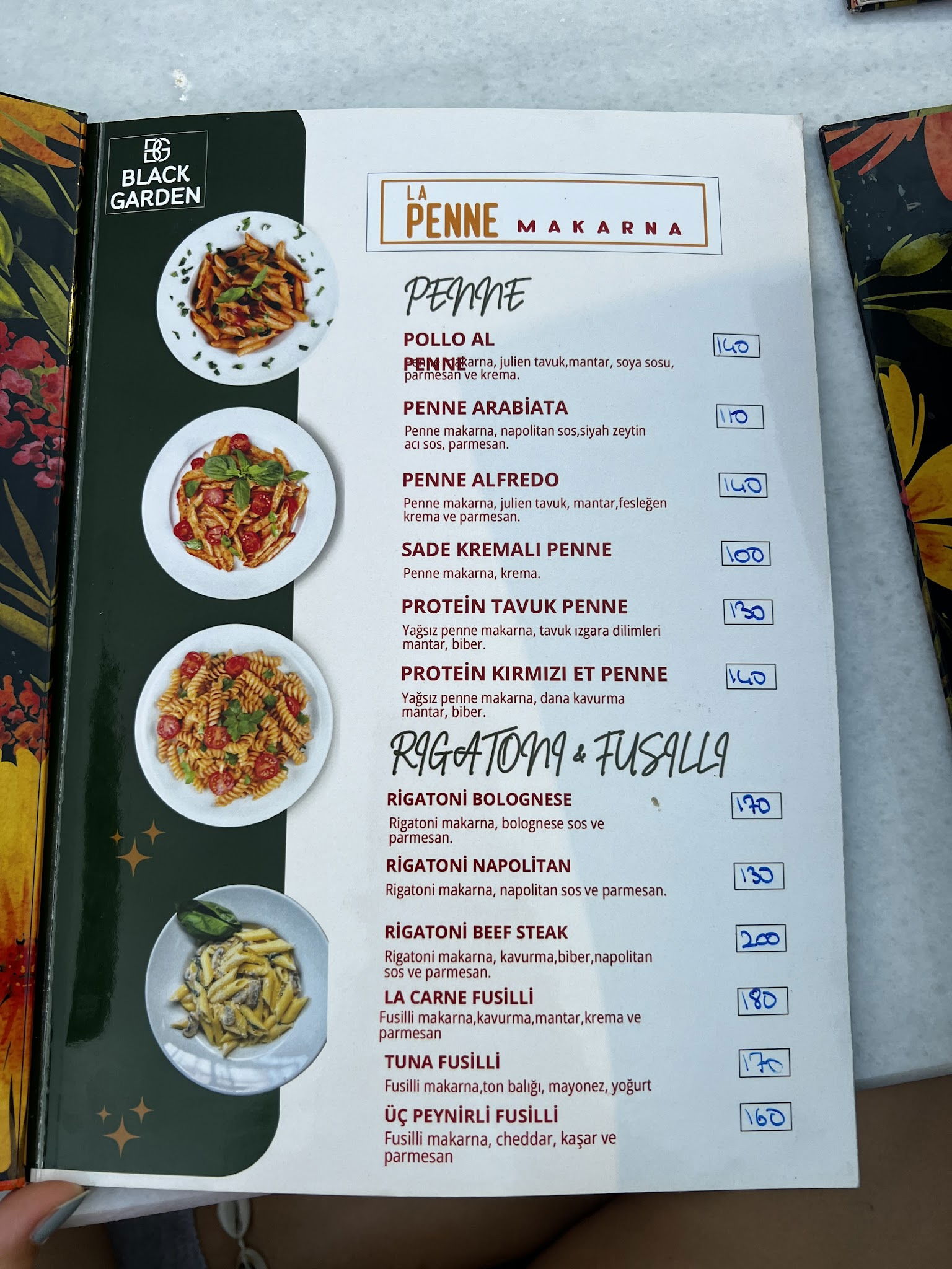 Black Garden Street Food