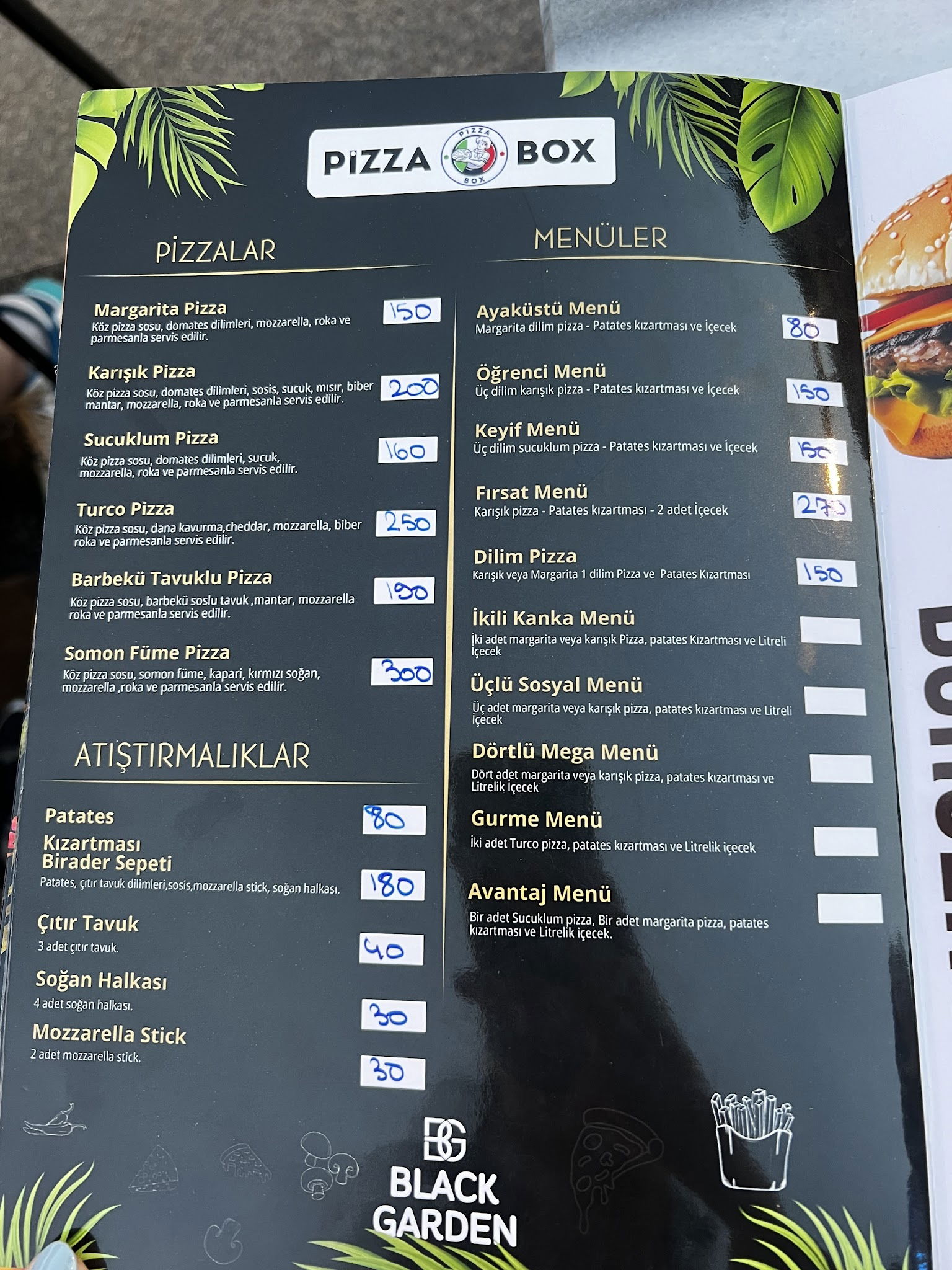 Black Garden Street Food