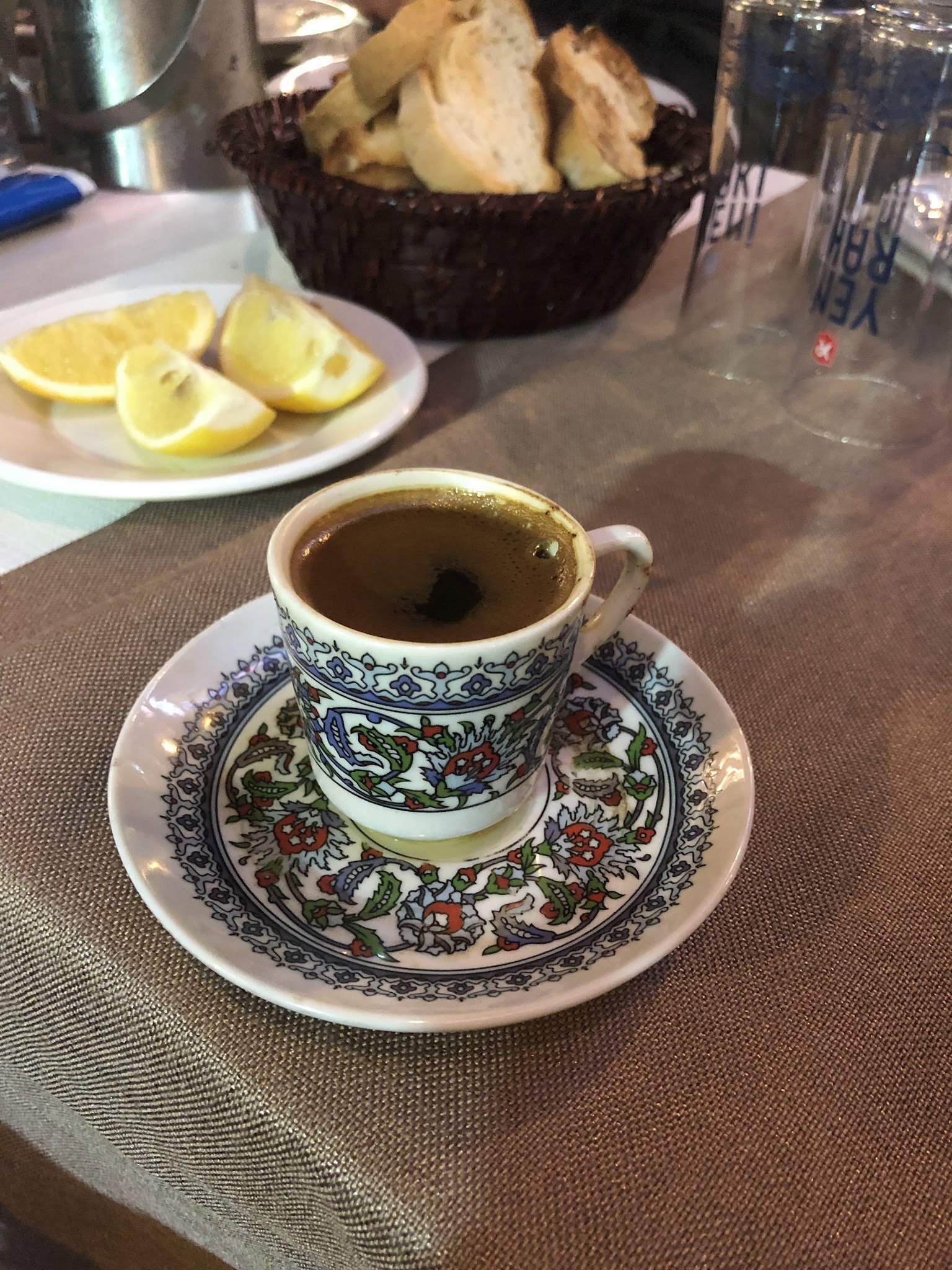Ahtapot Restaurant