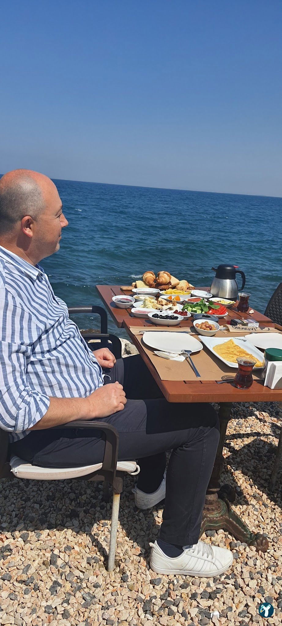 Tapavino Cafe & Restoran Güzelbahçe