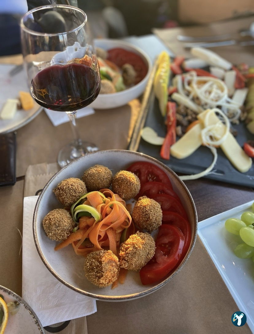 Tapavino Cafe & Restoran Güzelbahçe