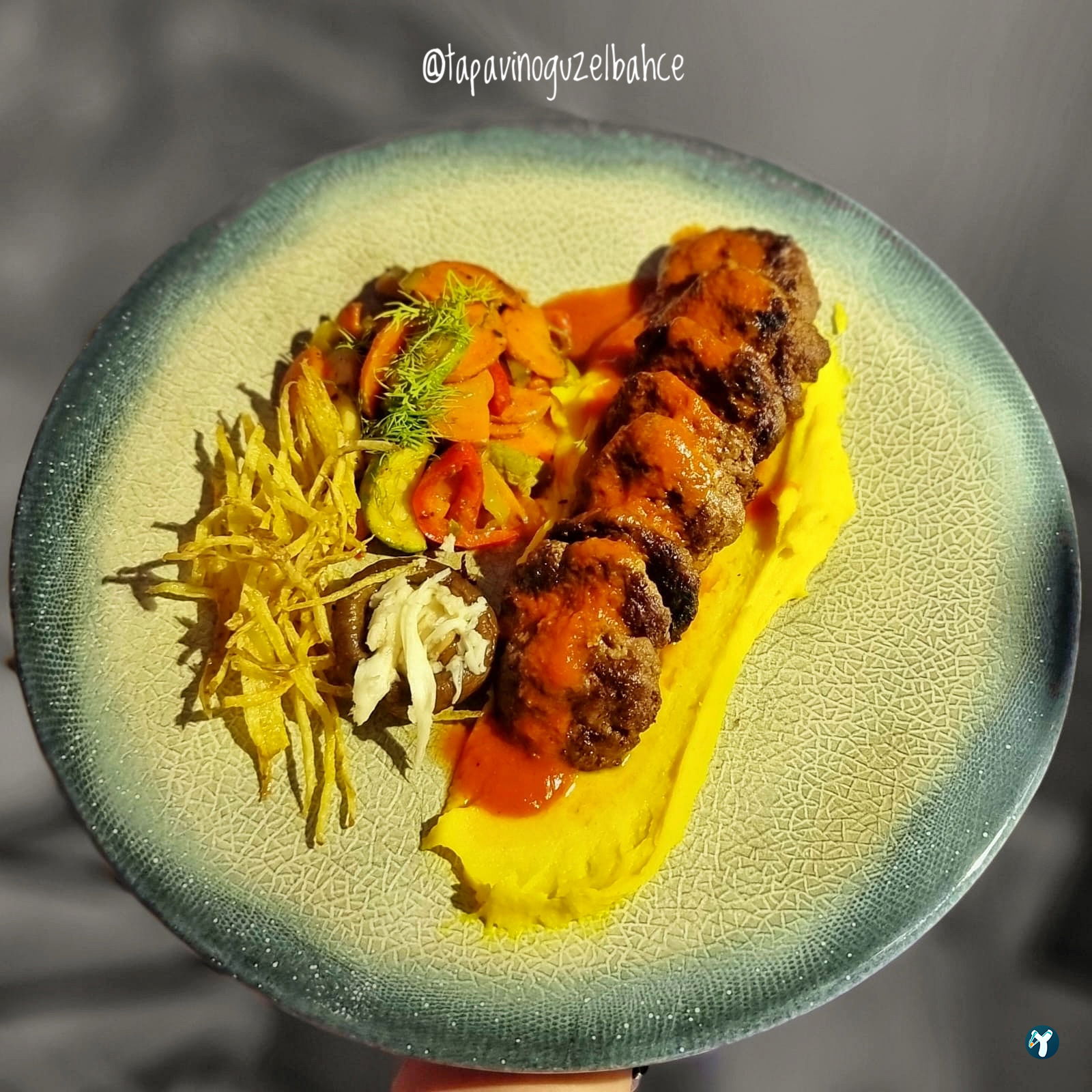 Tapavino Cafe & Restoran Güzelbahçe