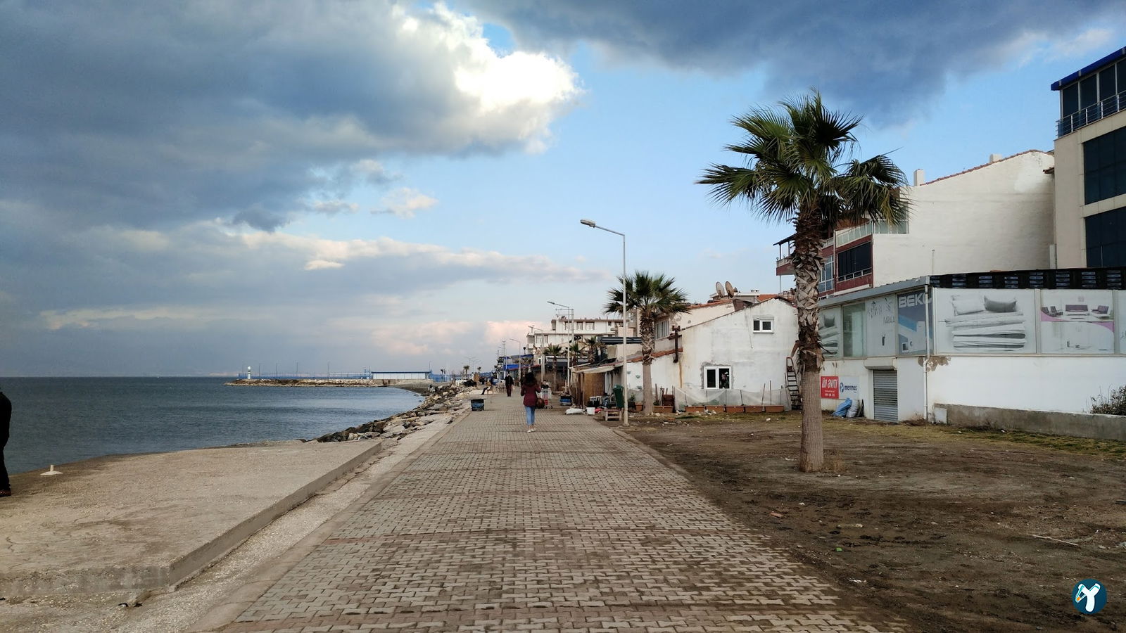 Tapavino Cafe & Restoran Güzelbahçe