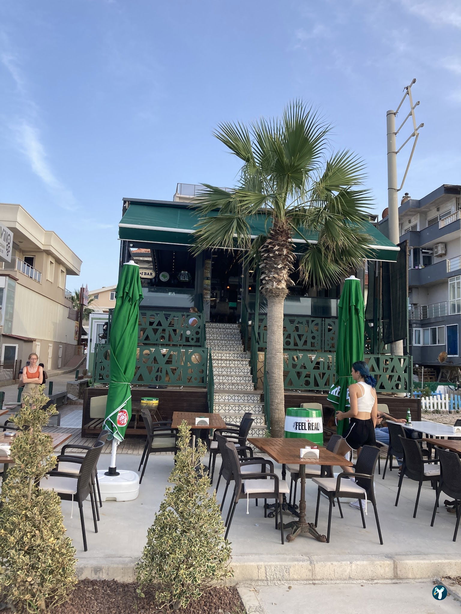 Tapavino Cafe & Restoran Güzelbahçe