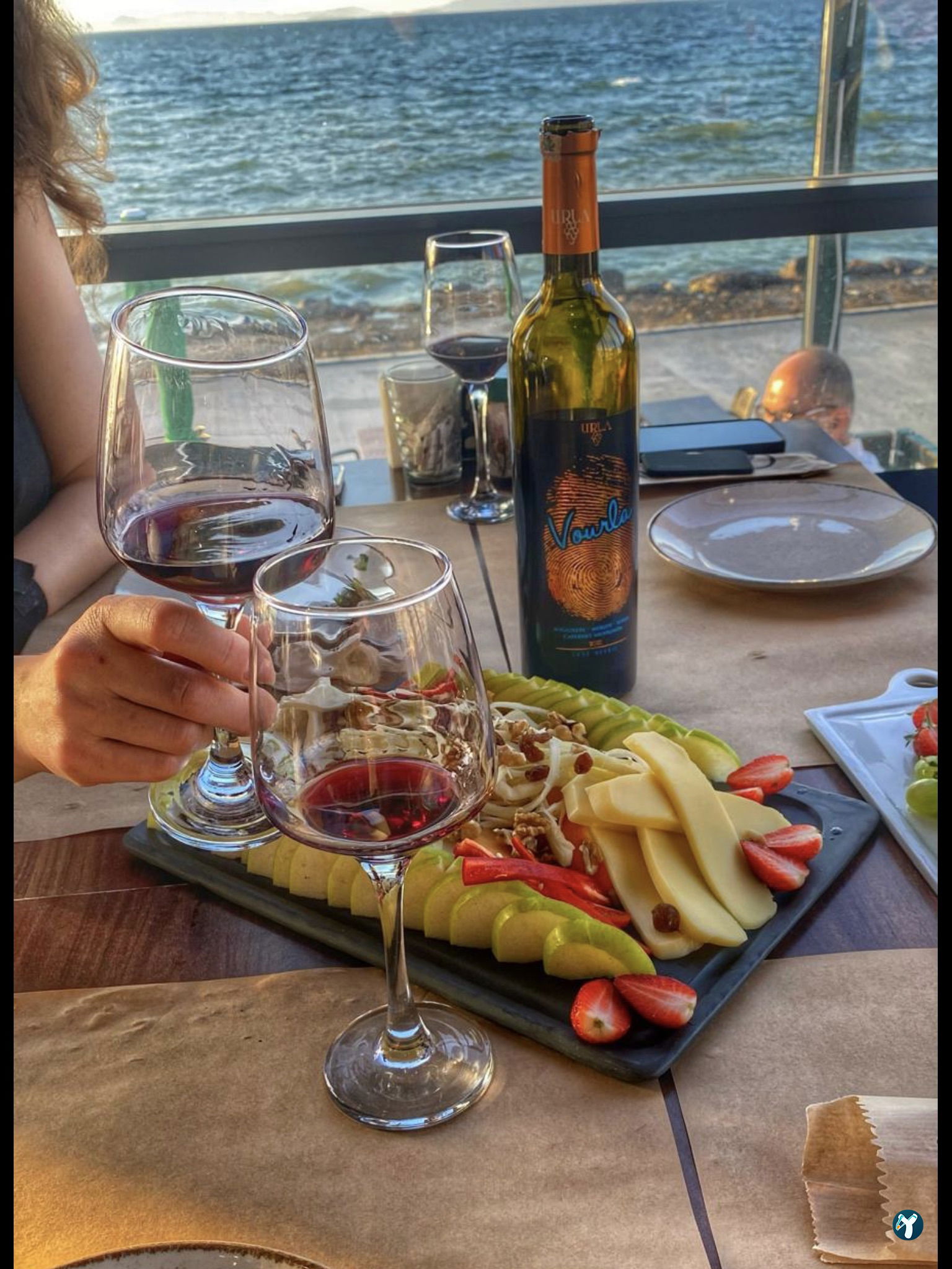 Tapavino Cafe & Restoran Güzelbahçe