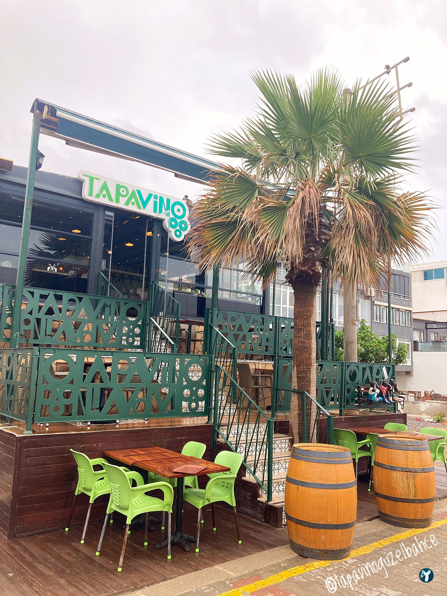 Tapavino Cafe & Restoran Güzelbahçe
