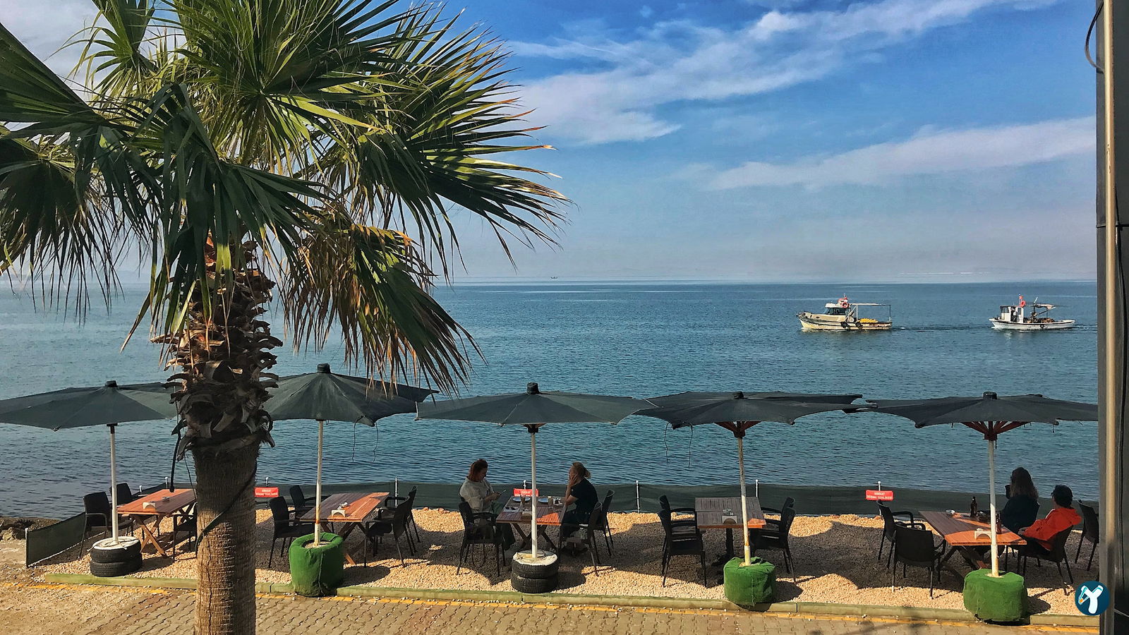 Tapavino Cafe & Restoran Güzelbahçe