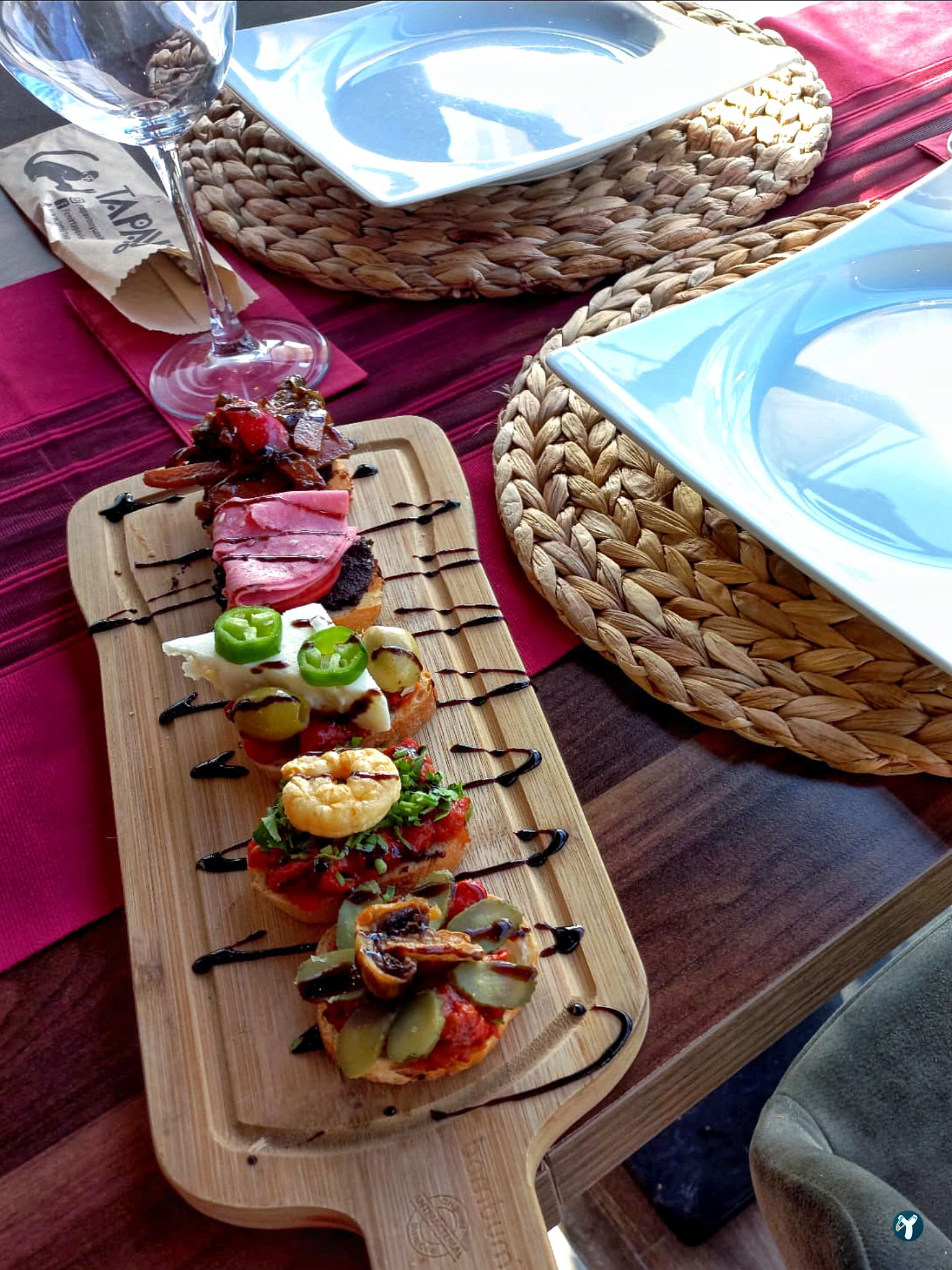 Tapavino Cafe & Restoran Güzelbahçe