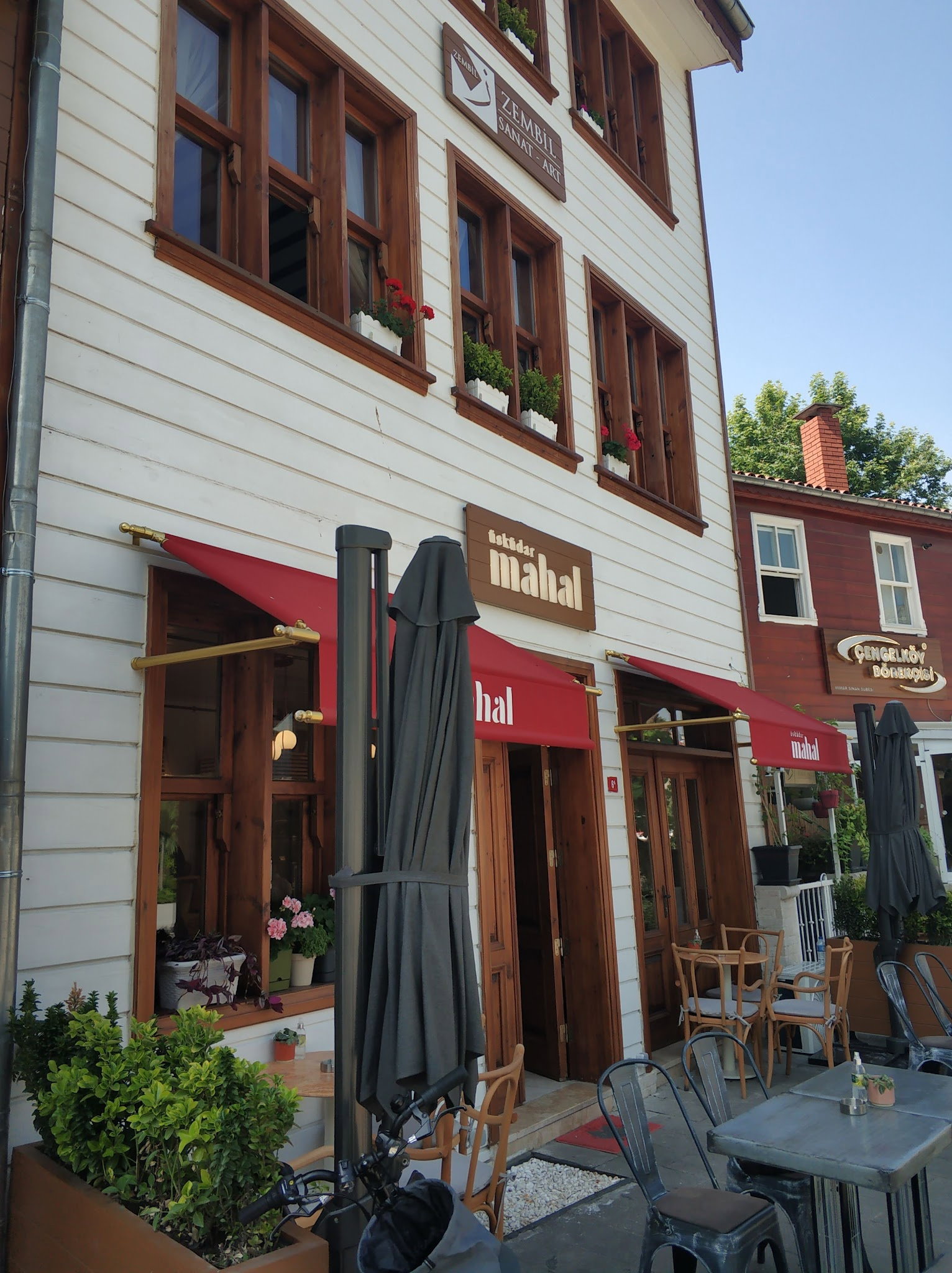 Üsküdar Mahal