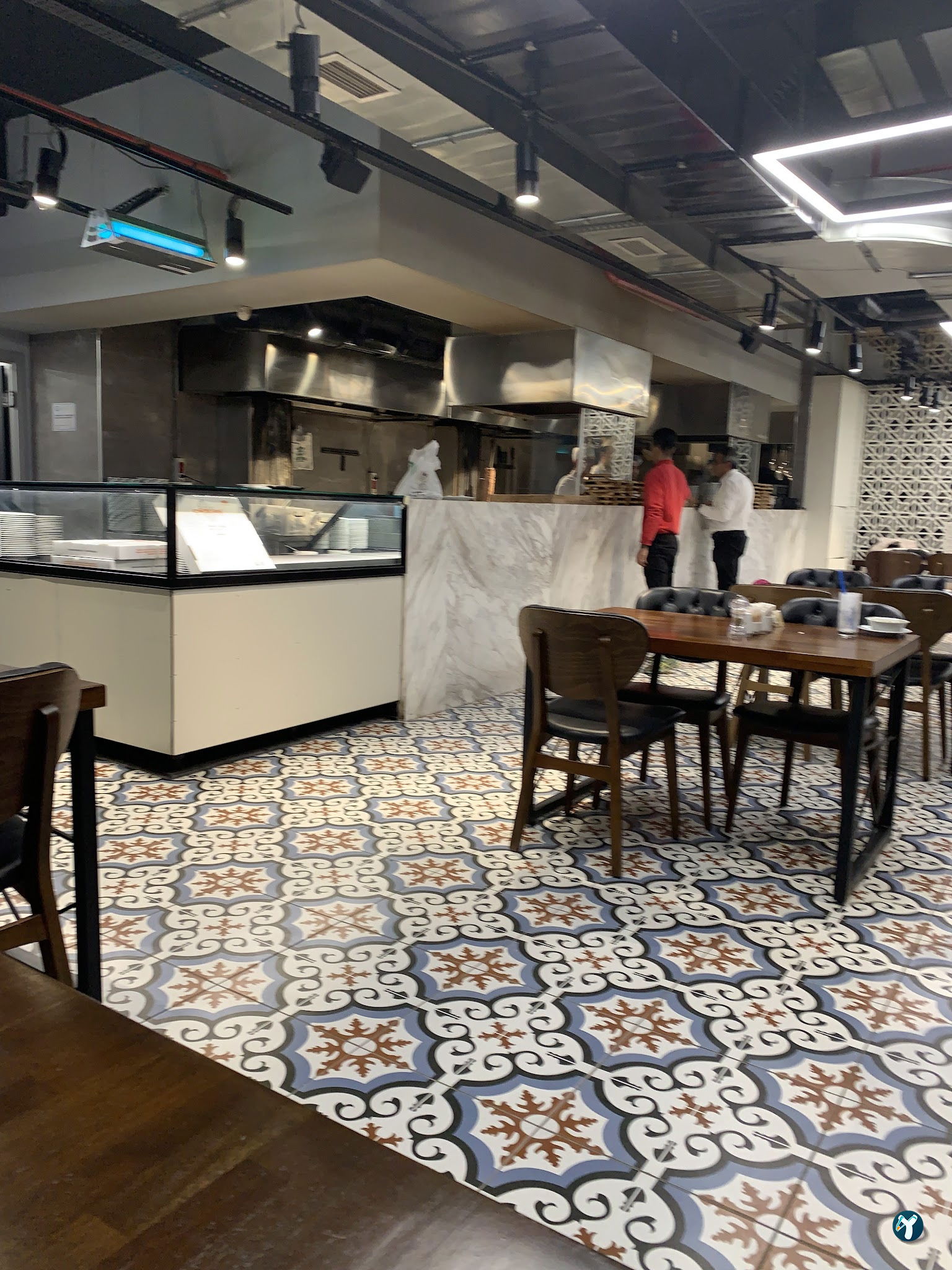 İkamet Döner