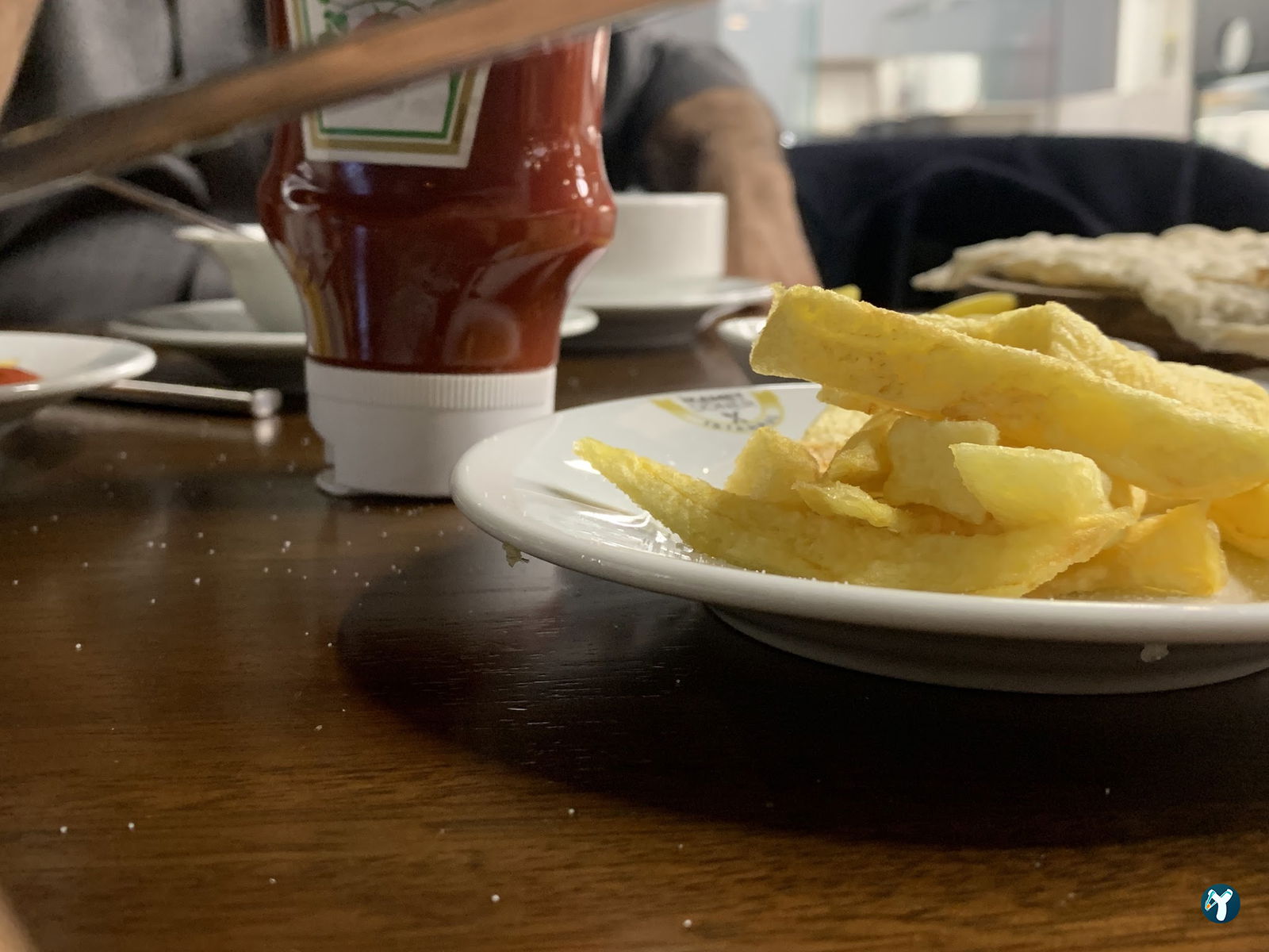 İkamet Döner