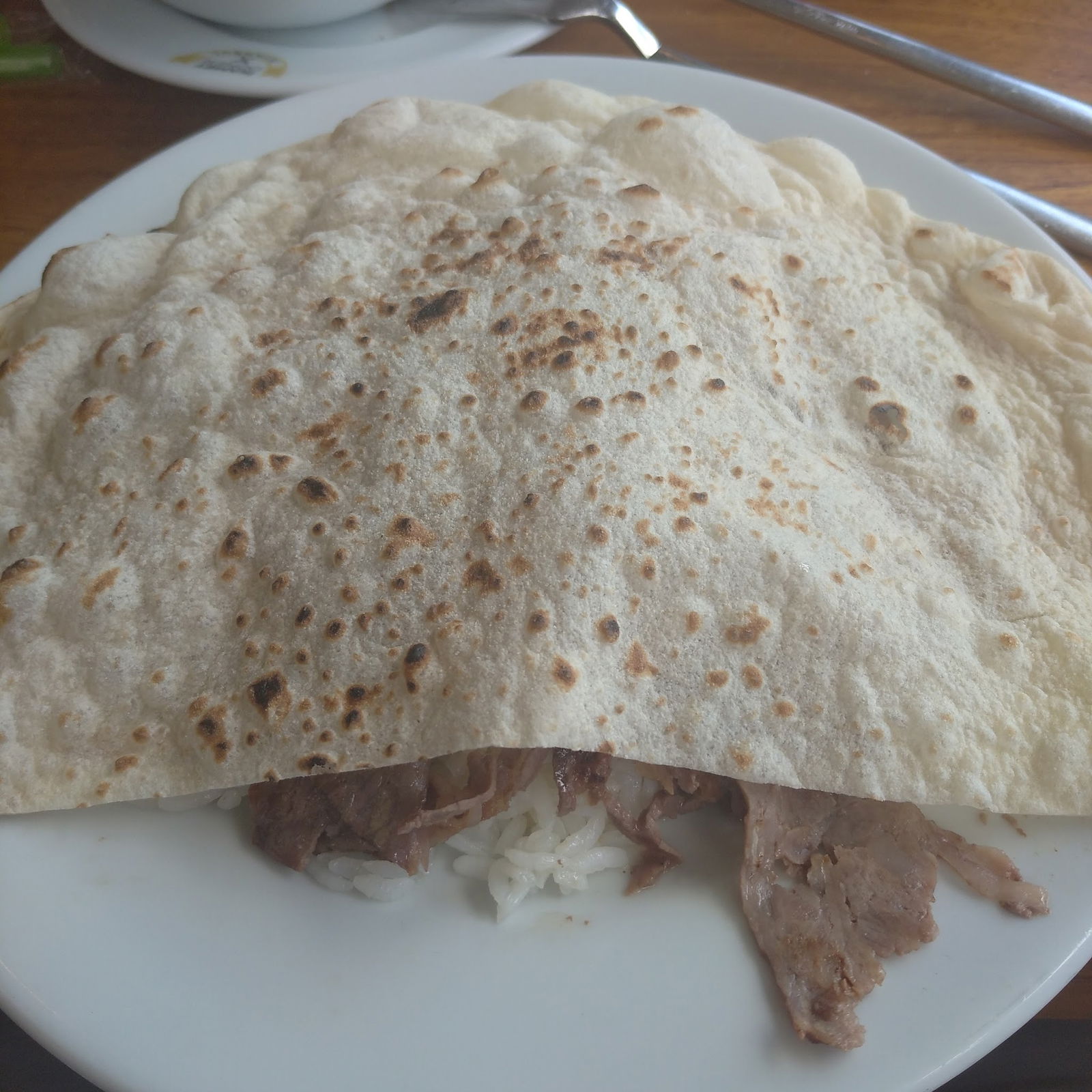 İkamet Döner