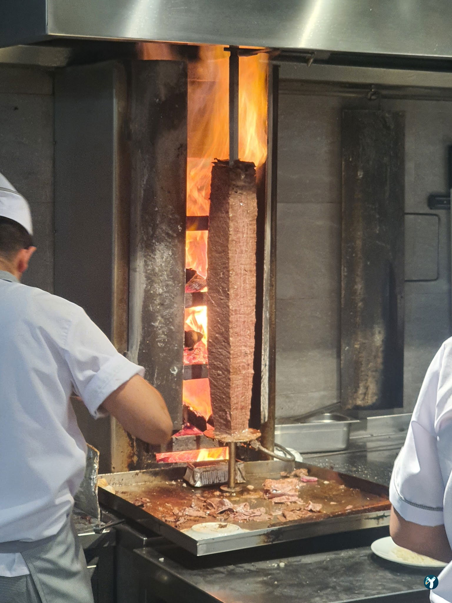 İkamet Döner