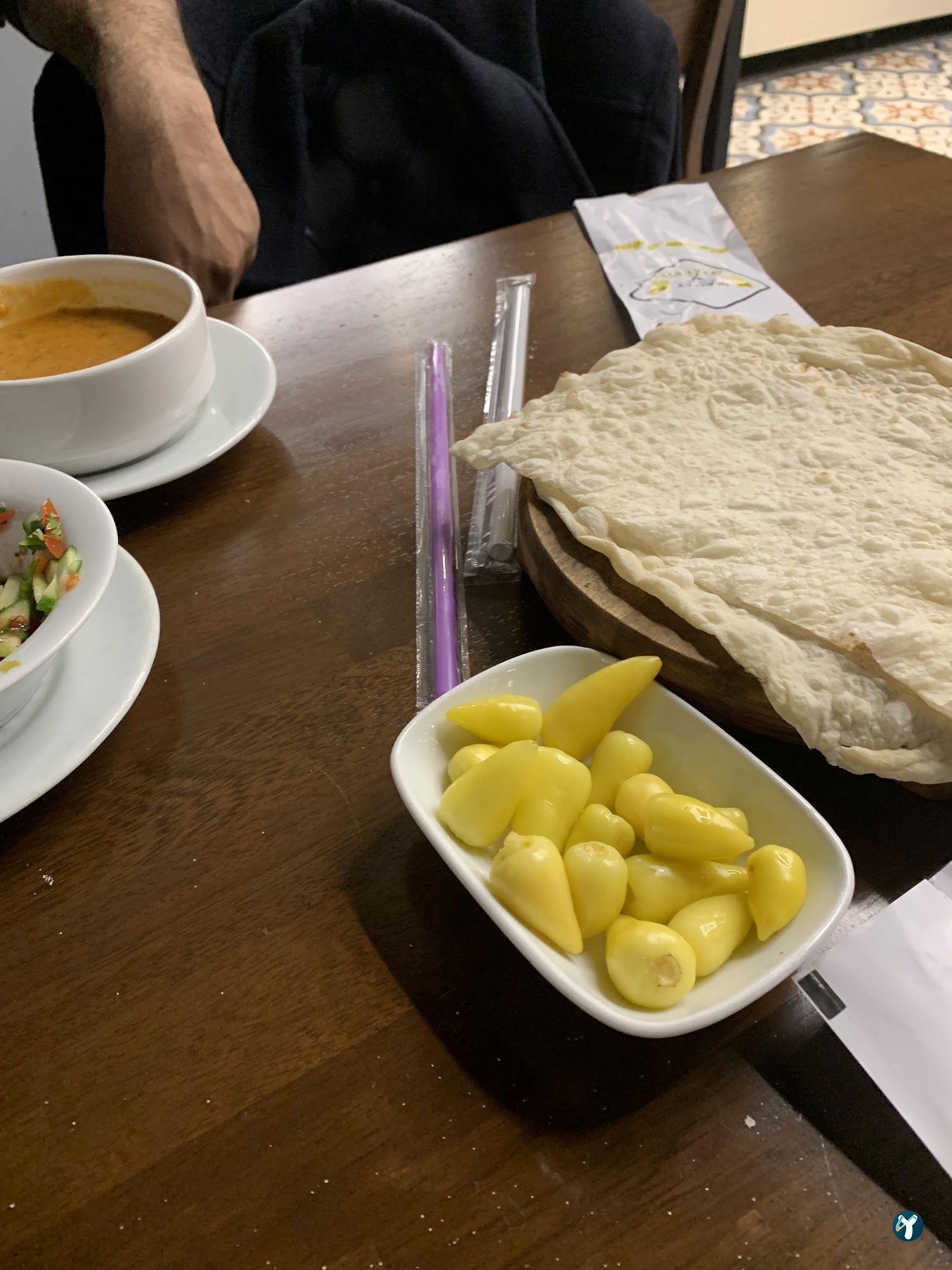 İkamet Döner