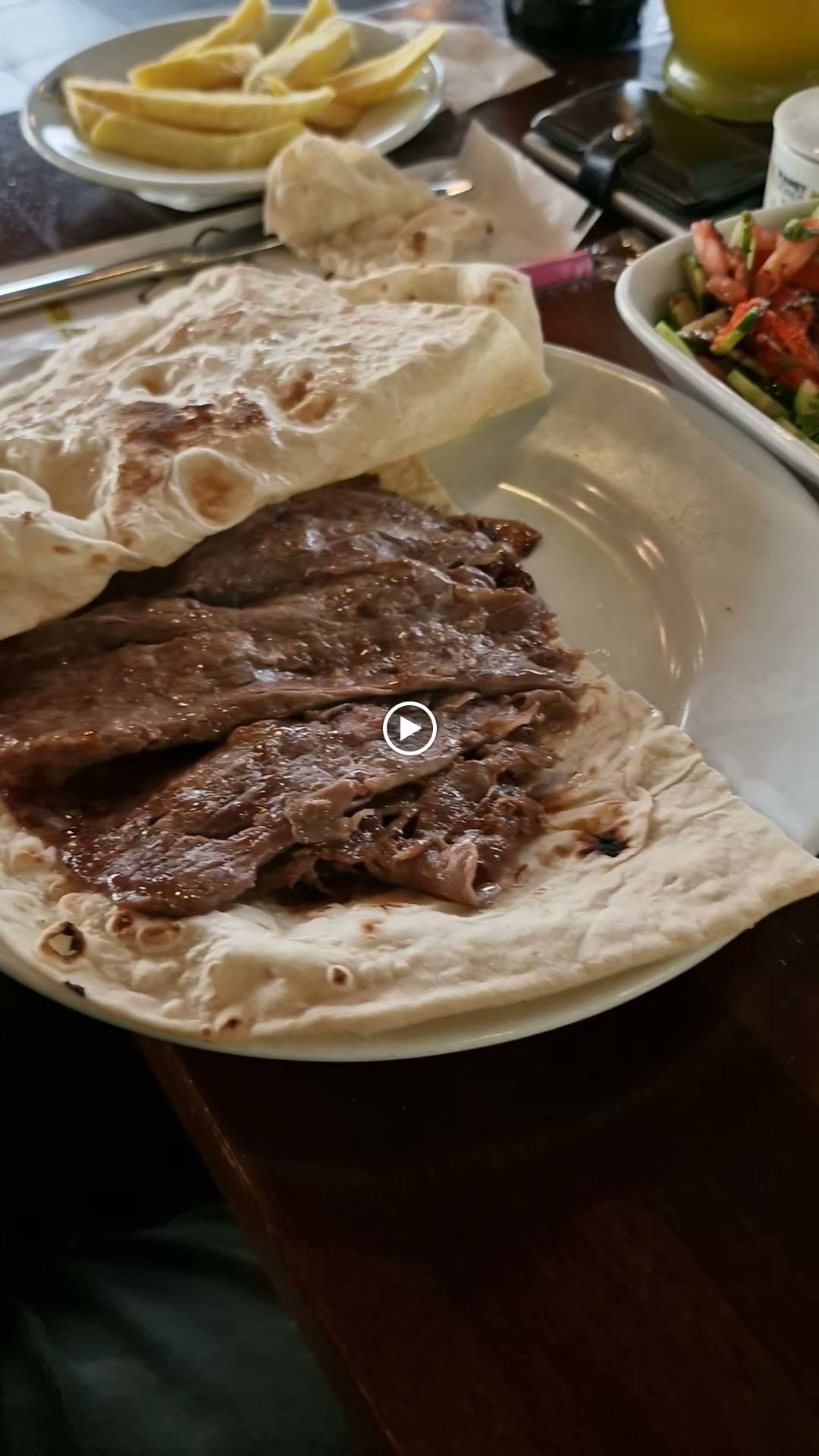 İkamet Döner