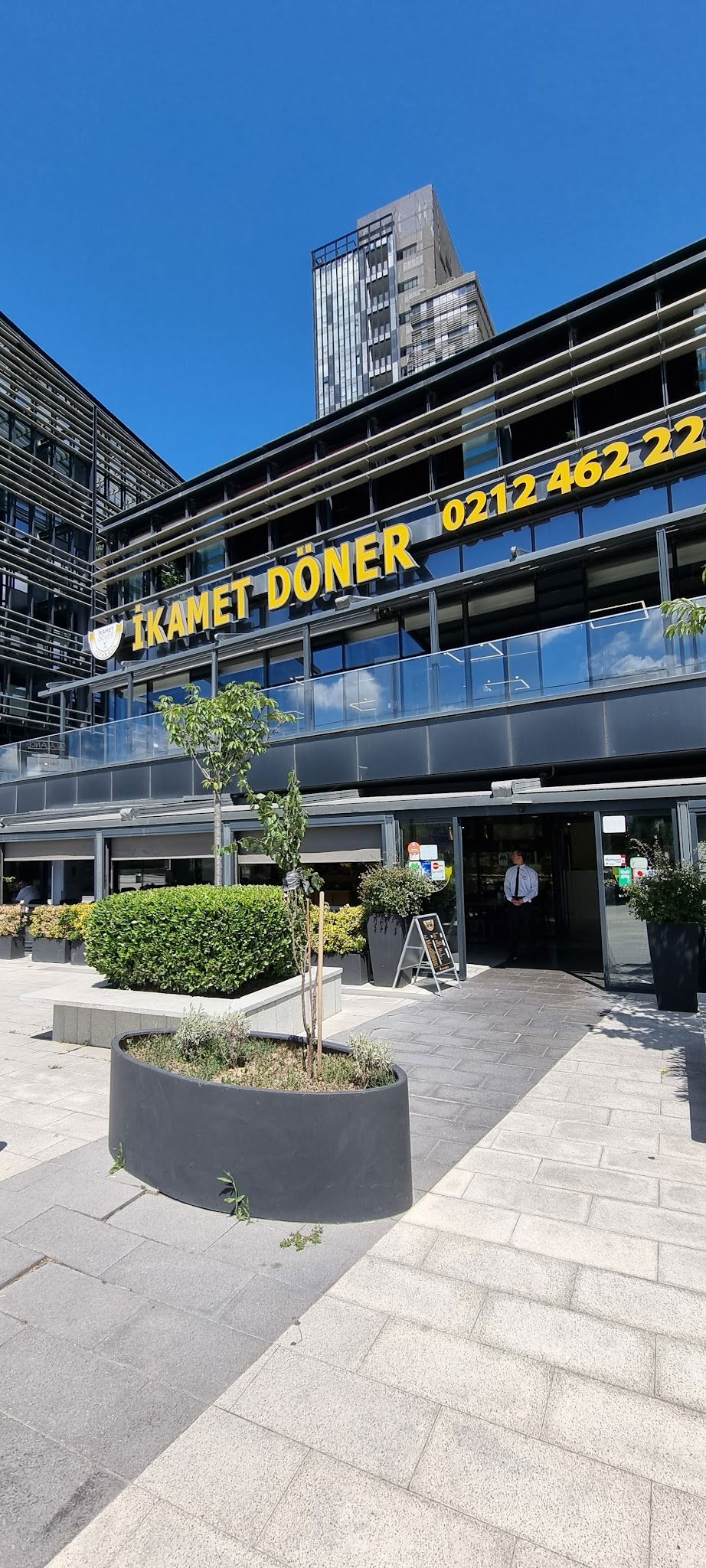 İkamet Döner