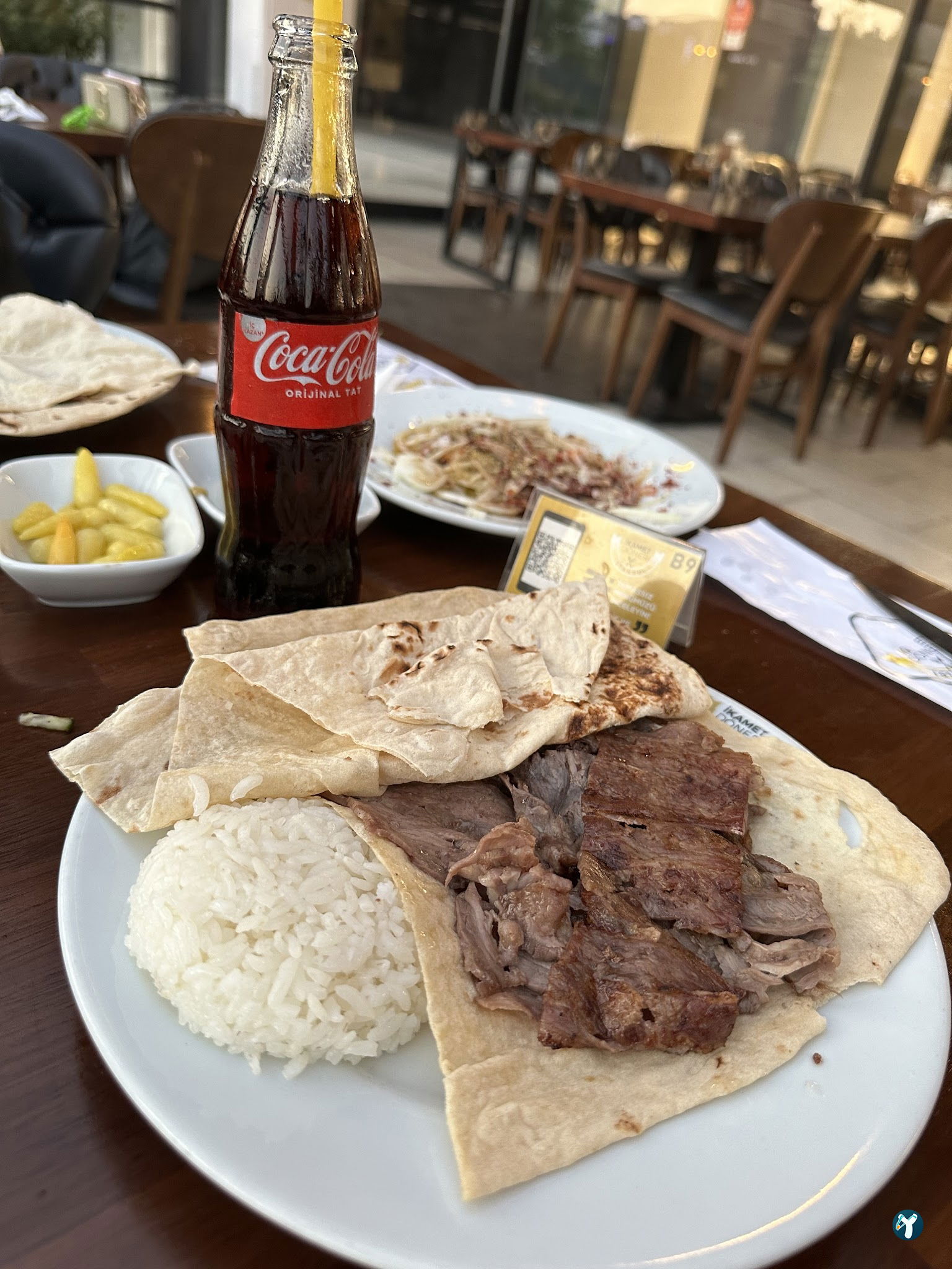 İkamet Döner