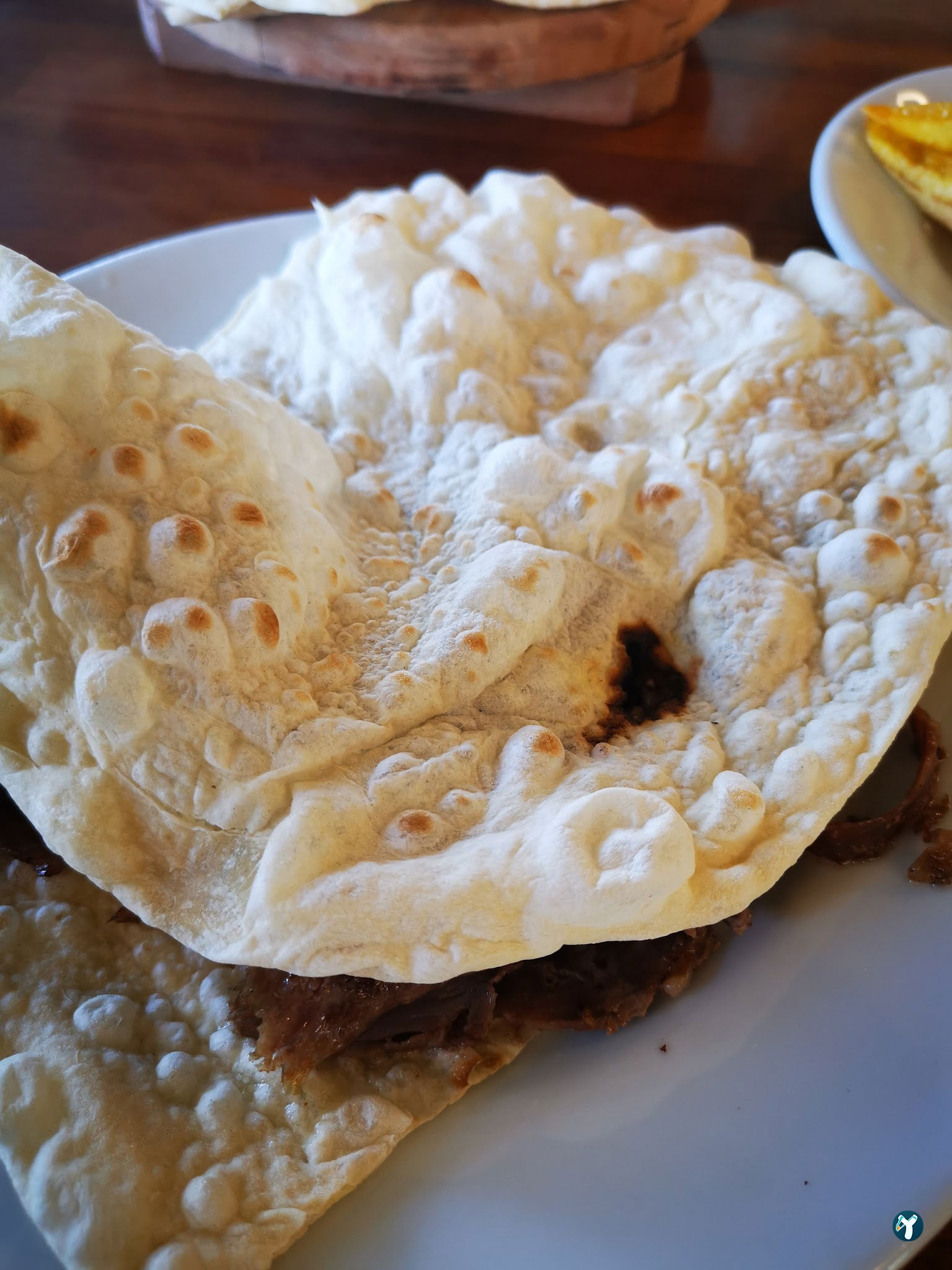 İkamet Döner