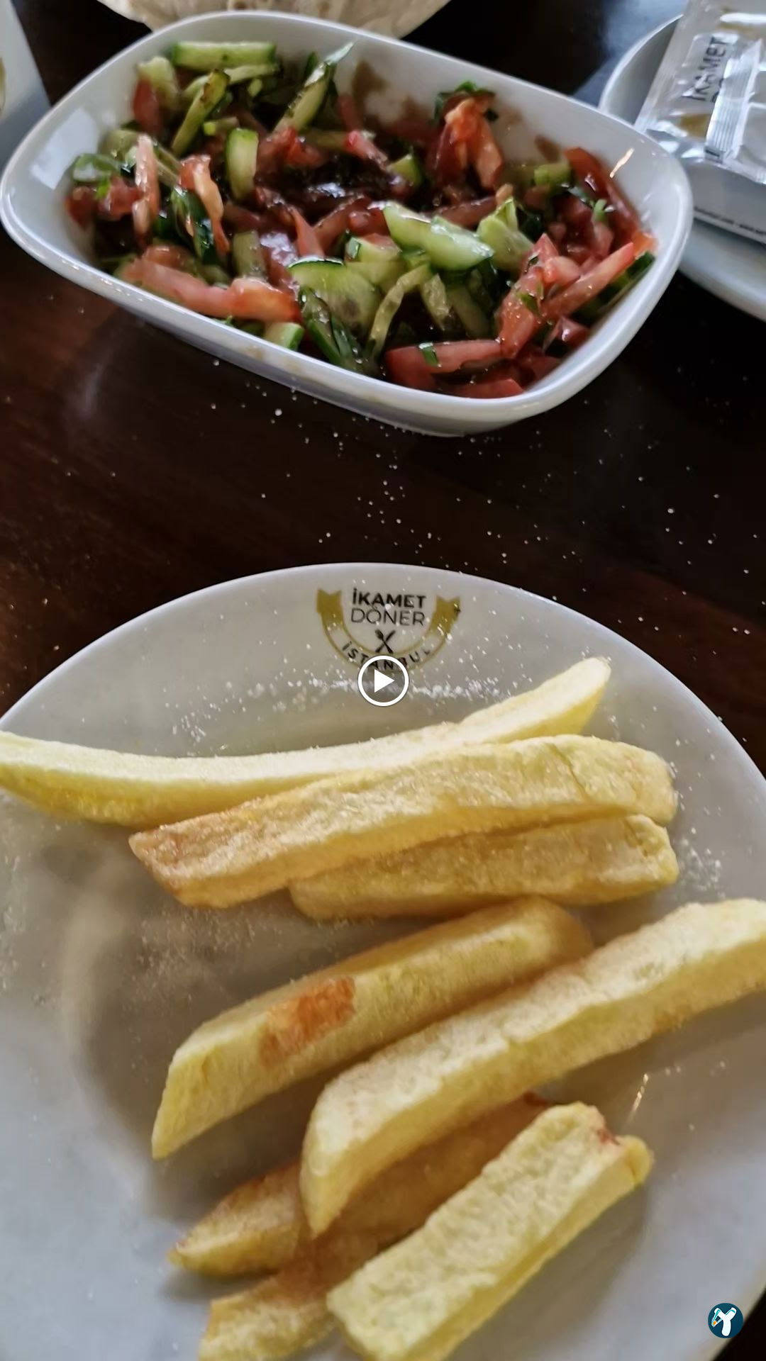 İkamet Döner