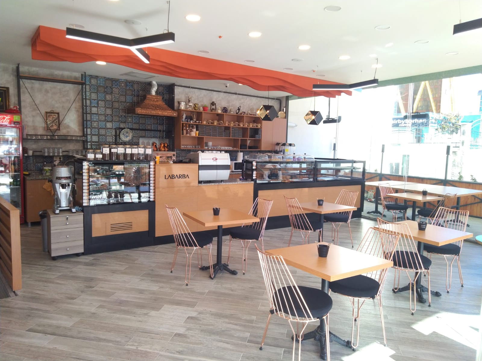 Labarba Cafe & Restorant