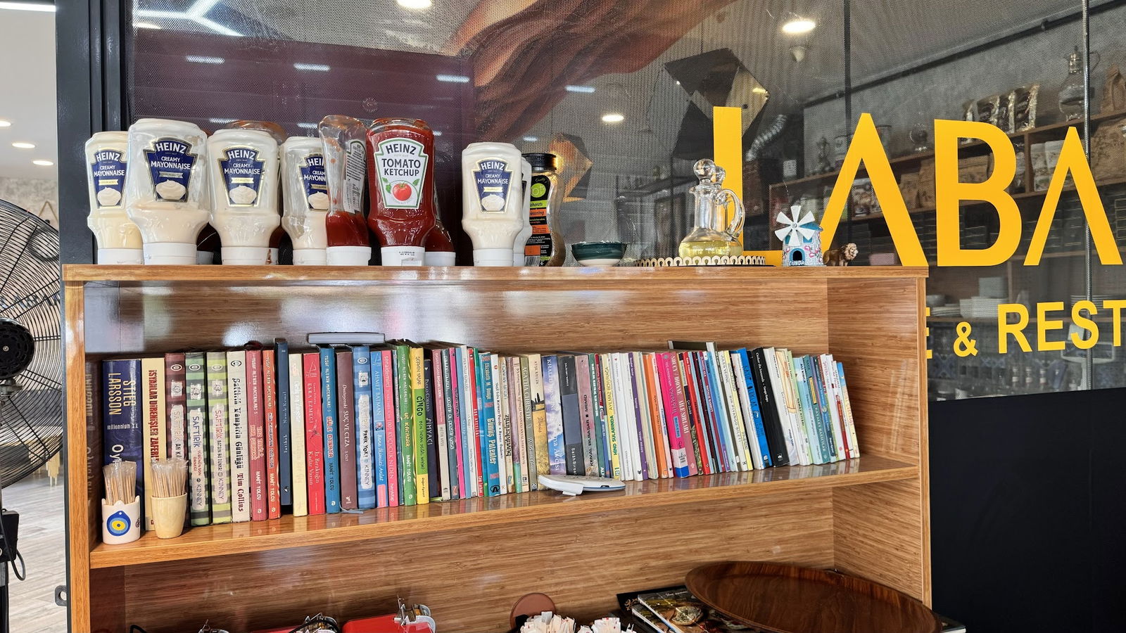 Labarba Cafe & Restorant