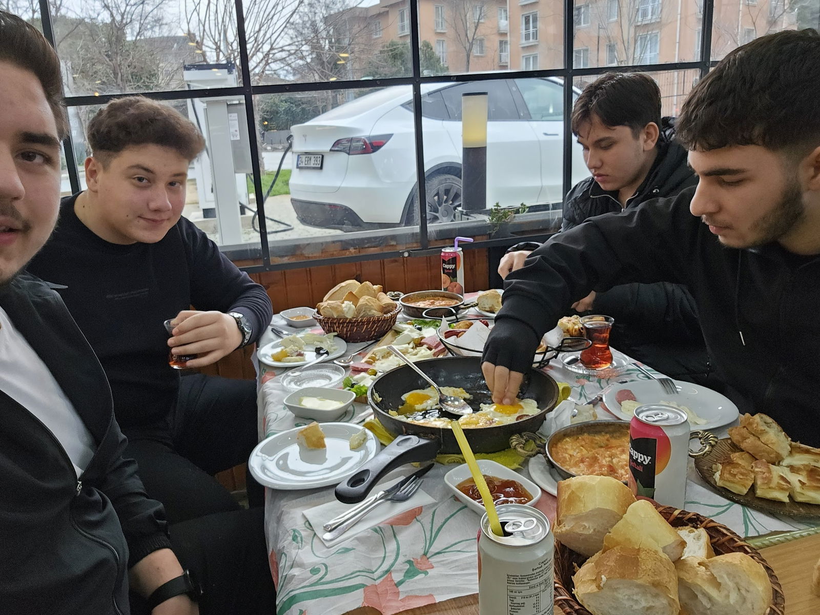 Labarba Cafe & Restorant