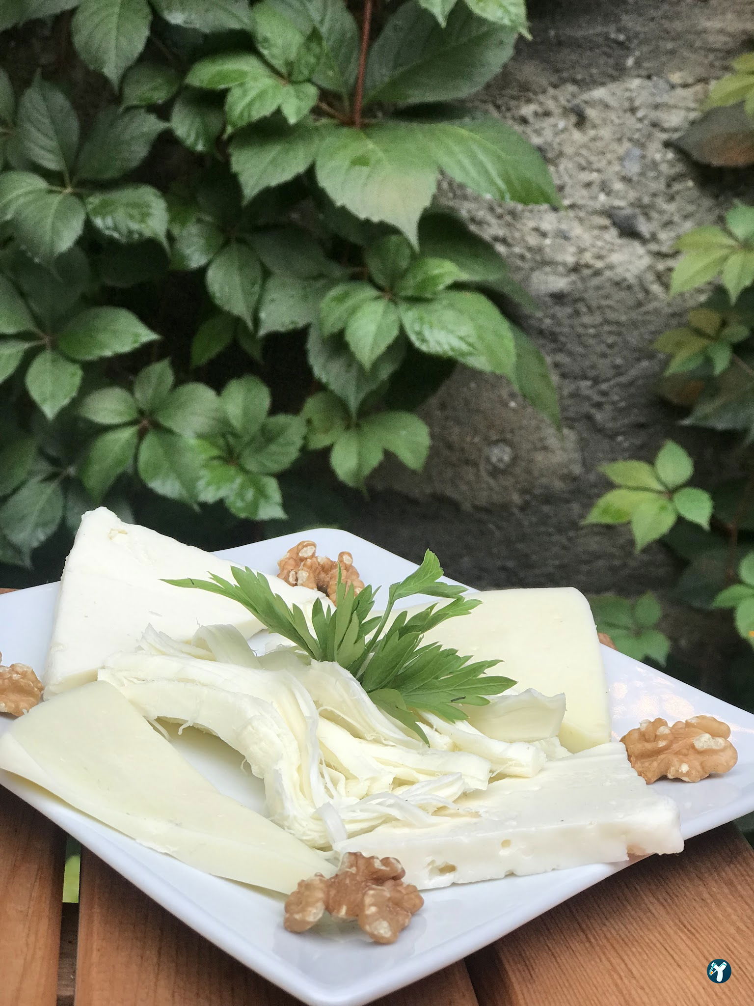 Raven Cafe Kuzguncuk