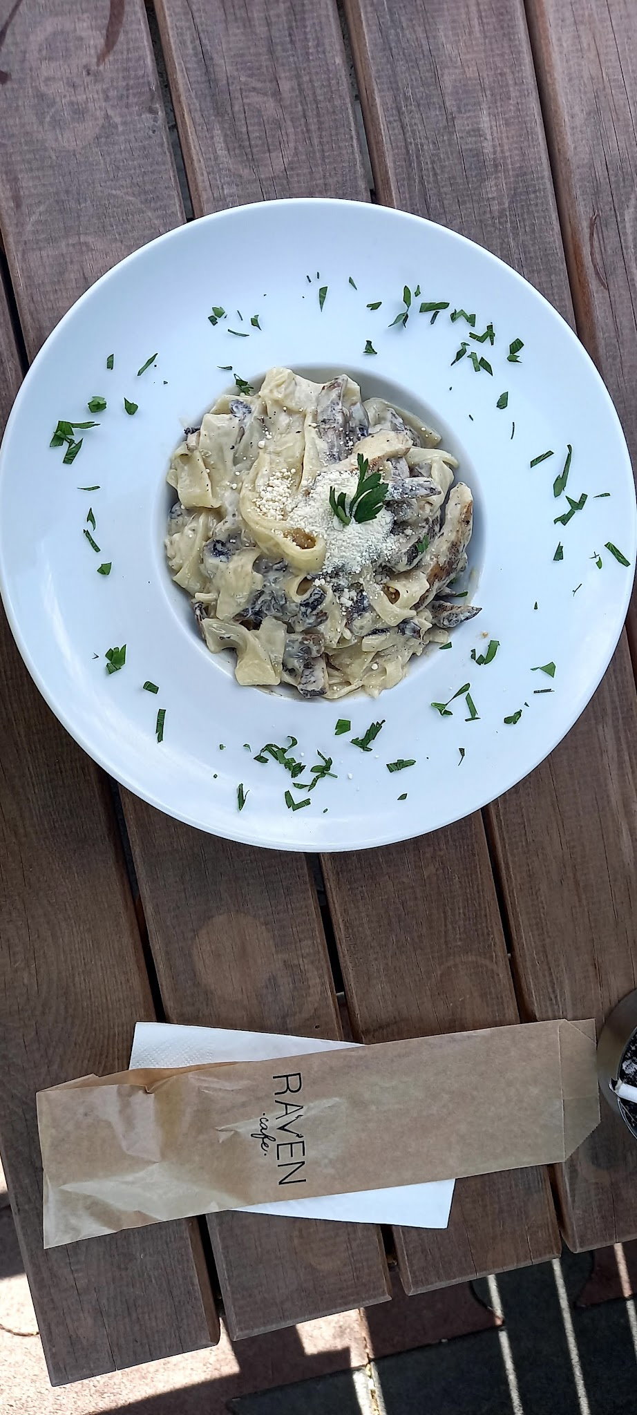 Raven Cafe Kuzguncuk
