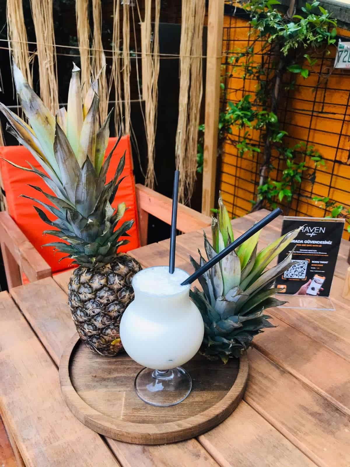Raven Cafe Kuzguncuk
